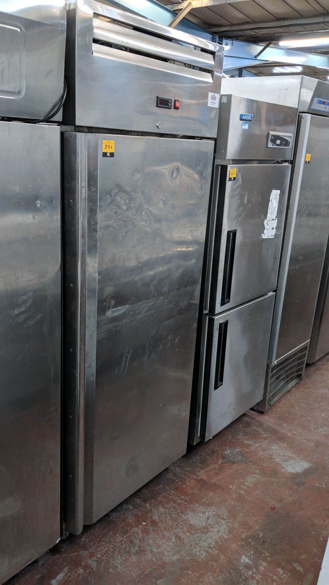 Stainless steel tall fridge, GN650TN IMPORTANT: Please remember goods successfully bid upon must