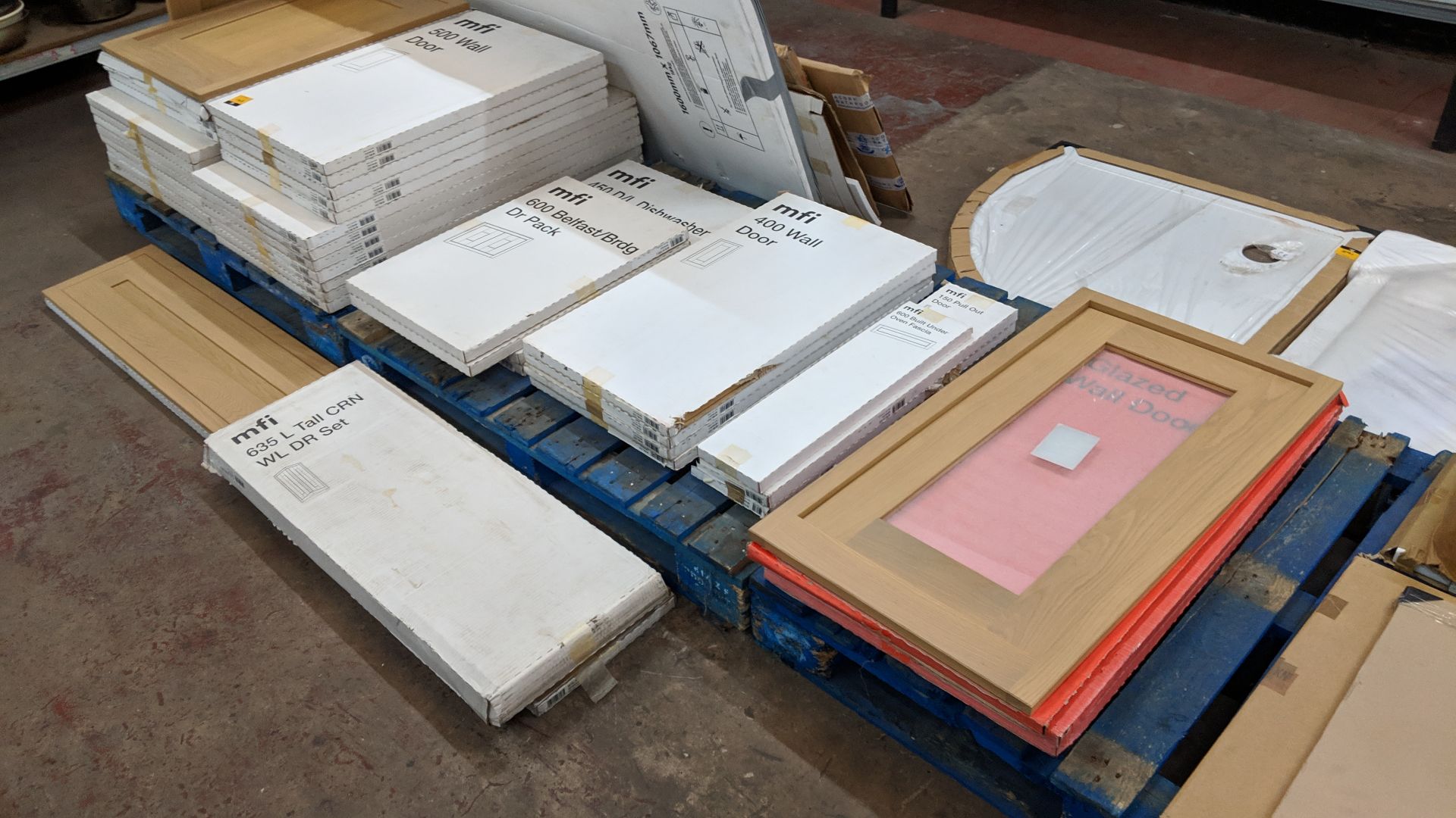 Large quantity of MFI doors & other items comprising the contents of 2 pallets plus the stack of - Image 13 of 13