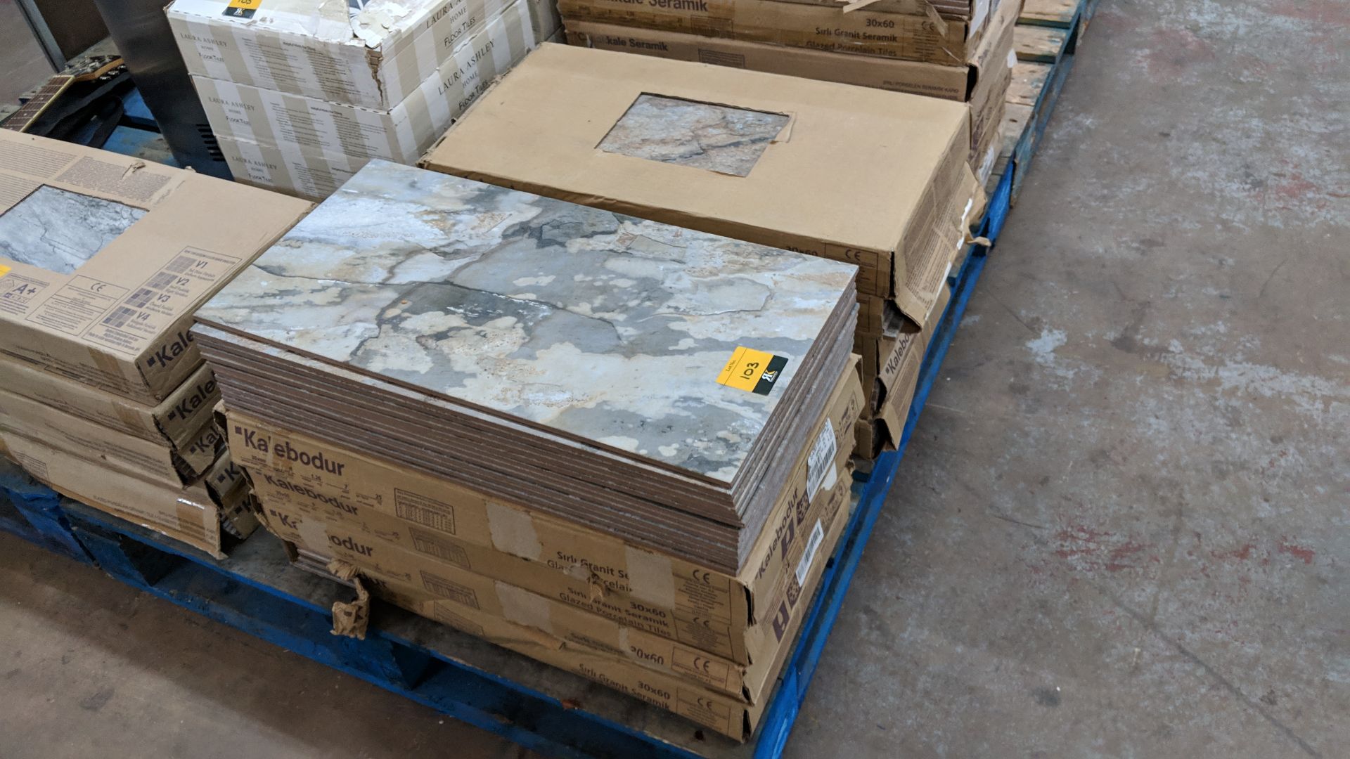 Approx. 11 boxes of Kalebodur high quality floor/wall tiles, each box containing approx. 1.26sq m of - Bild 6 aus 6