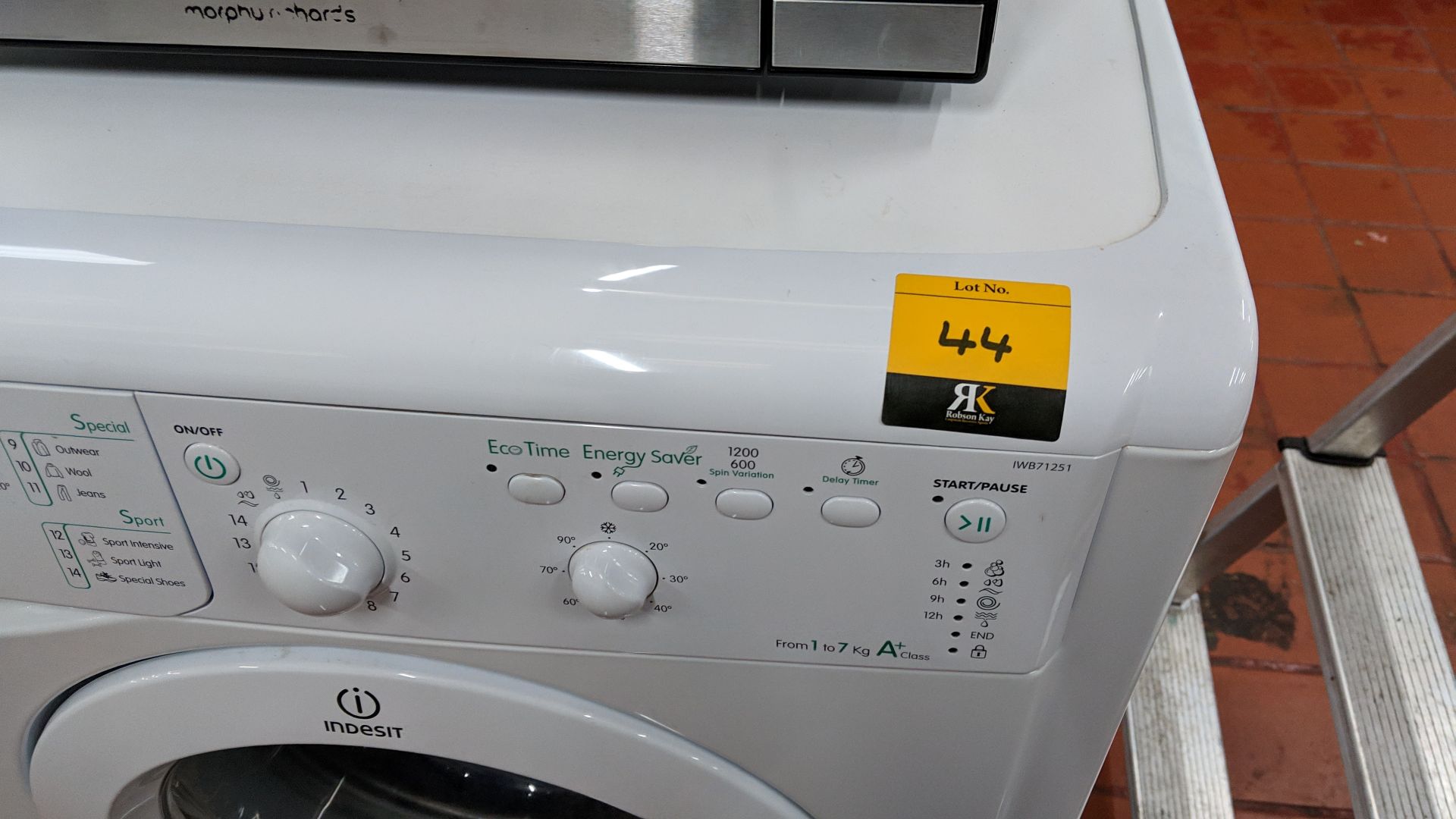 Indesit washing machine model IWB71251Eco IMPORTANT: Please remember goods successfully bid upon - Image 5 of 9