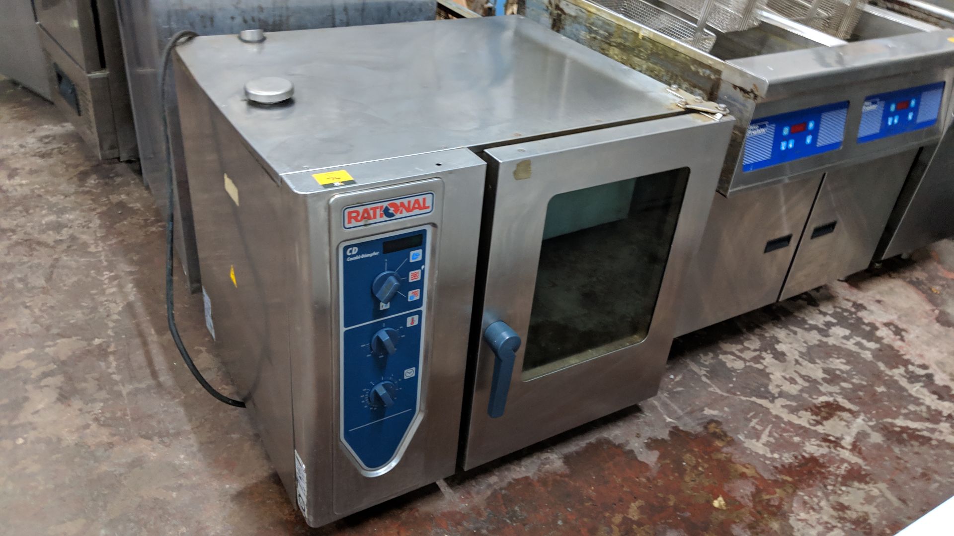 Rational Combi Dampfer CD61 stainless steel combination 6-grid oven IMPORTANT: Please remember goods