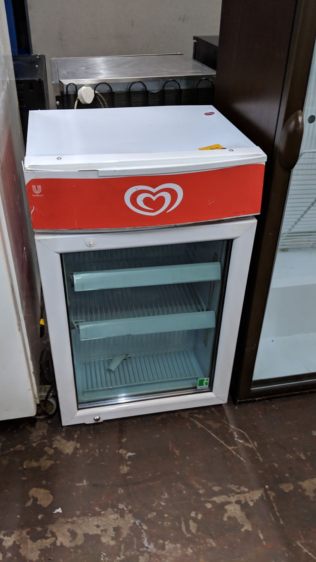 Small clear front display freezer IMPORTANT: Please remember goods successfully bid upon must be - Image 2 of 5