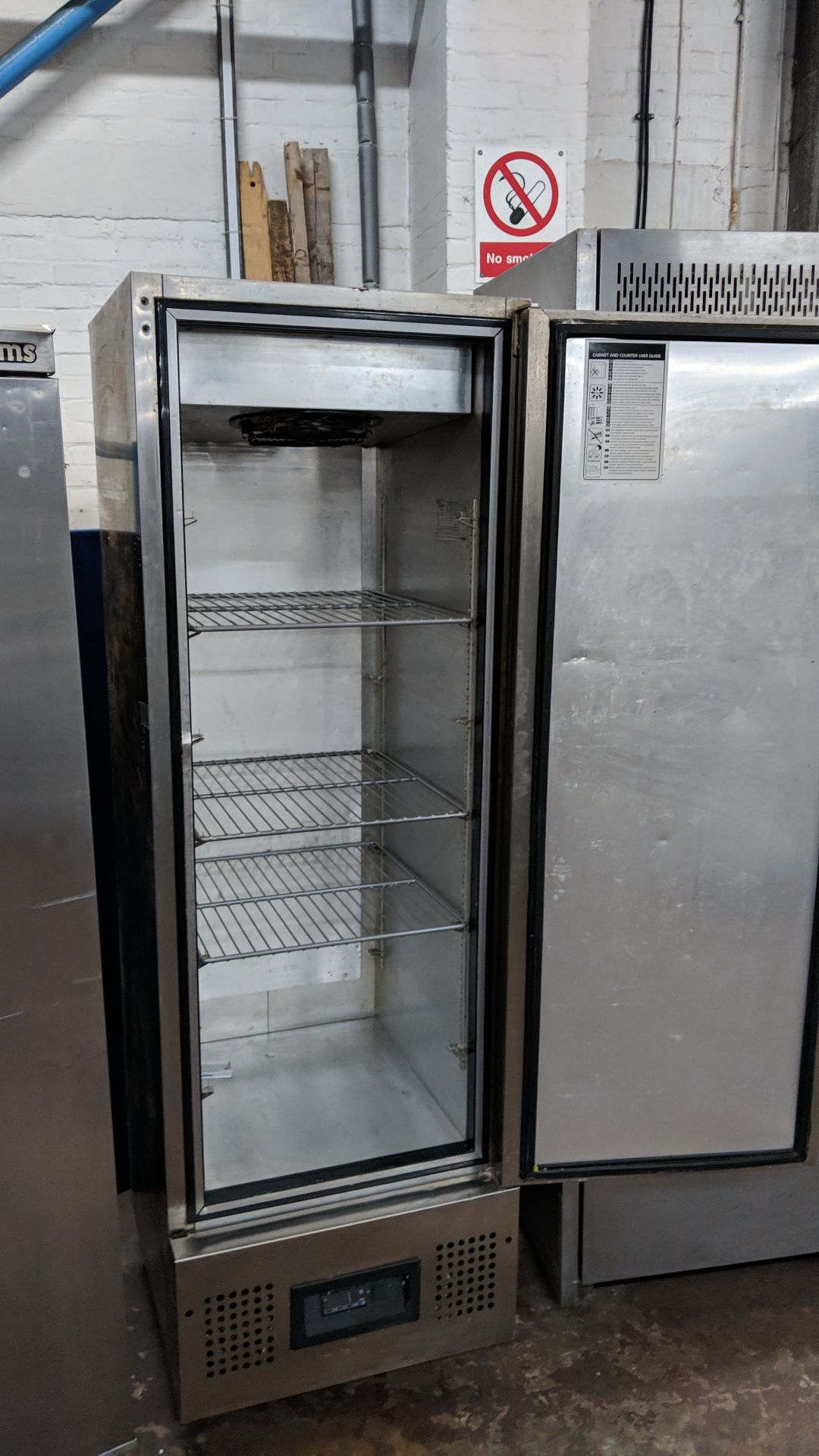 Foster FSL 400L stainless steel floorstanding freezer IMPORTANT: Please remember goods - Image 4 of 5