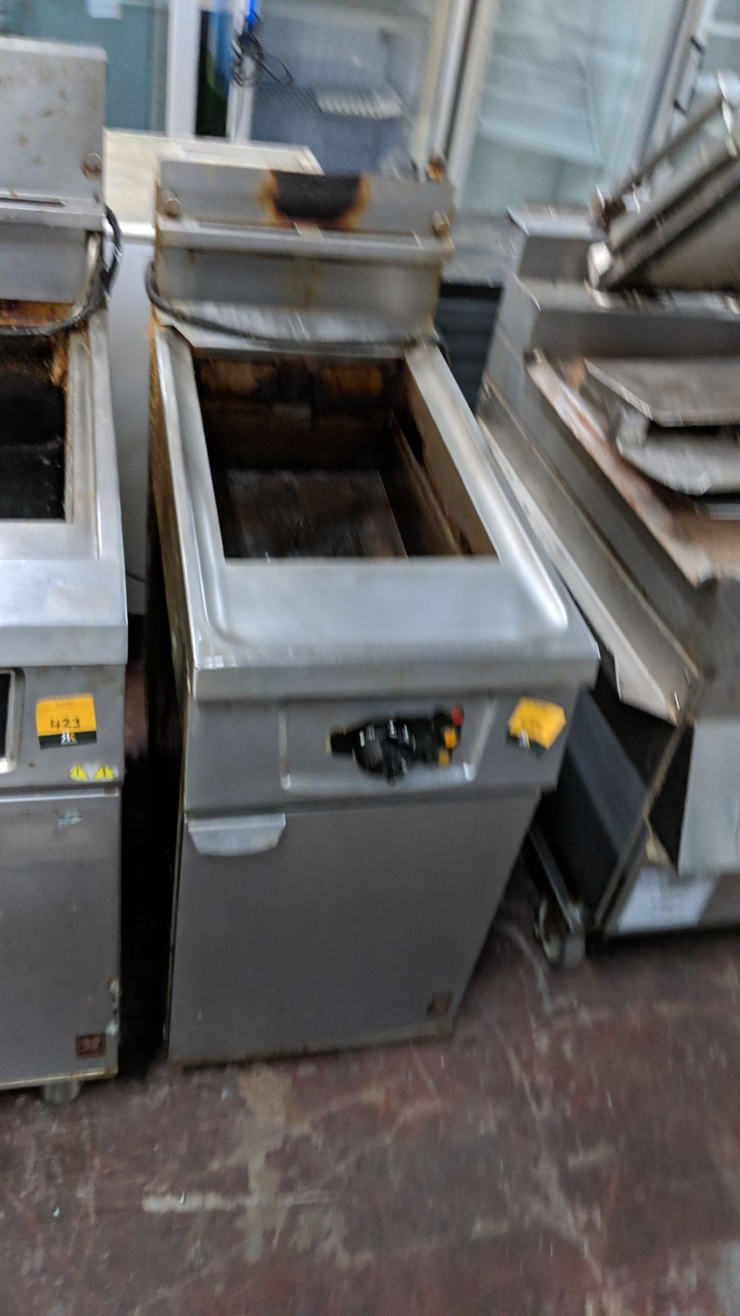 Falcon stainless steel floorstanding fryer IMPORTANT: Please remember goods successfully bid upon - Image 3 of 6