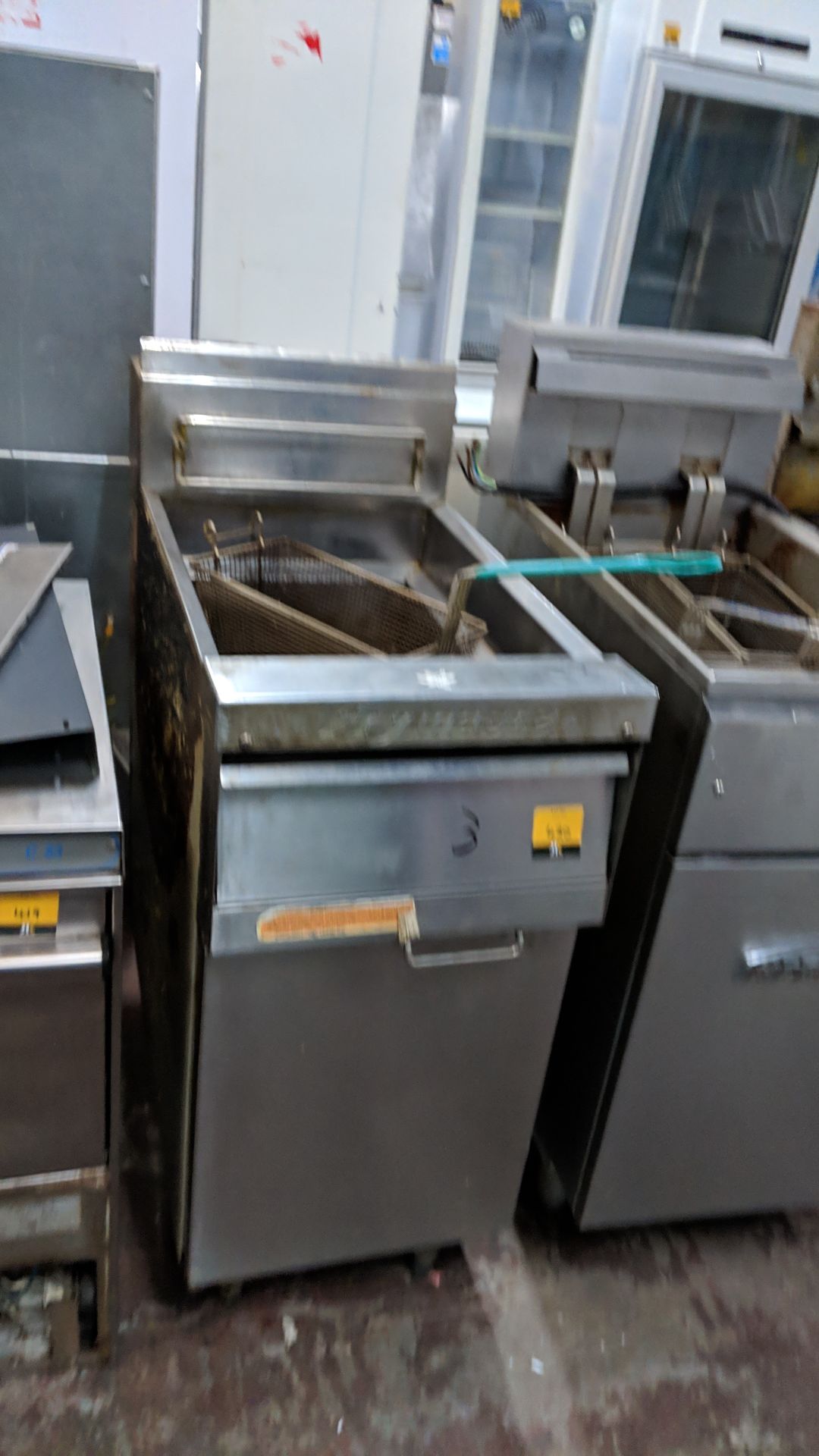 Frymaster stainless steel floorstanding fryer, model 35 IMPORTANT: Please remember goods - Image 2 of 4