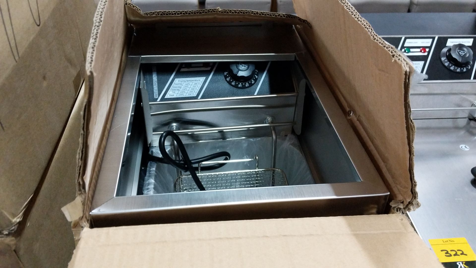 Benchtop stainless steel deep fat fryer, boxed, appears unused IMPORTANT: Please remember goods - Bild 2 aus 5