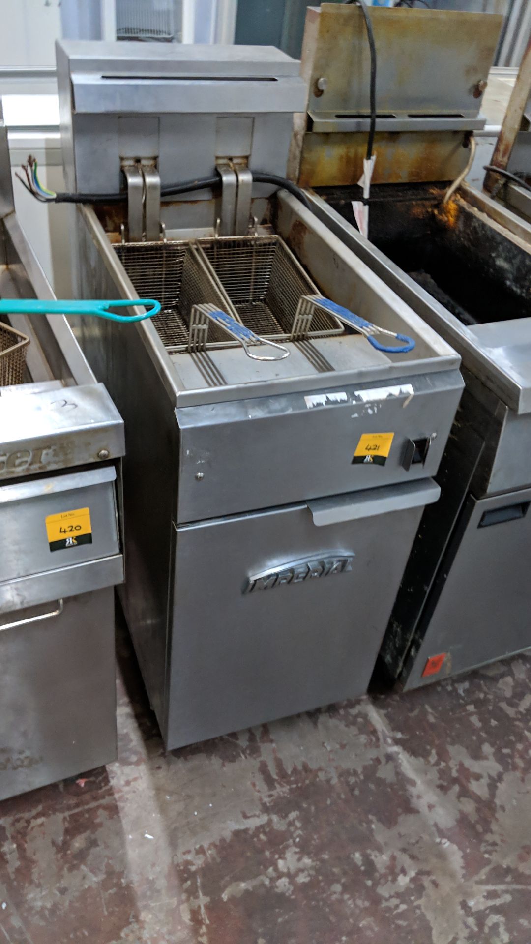 Imperial stainless steel floorstanding fryer, CIFS-40-E-LE IMPORTANT: Please remember goods