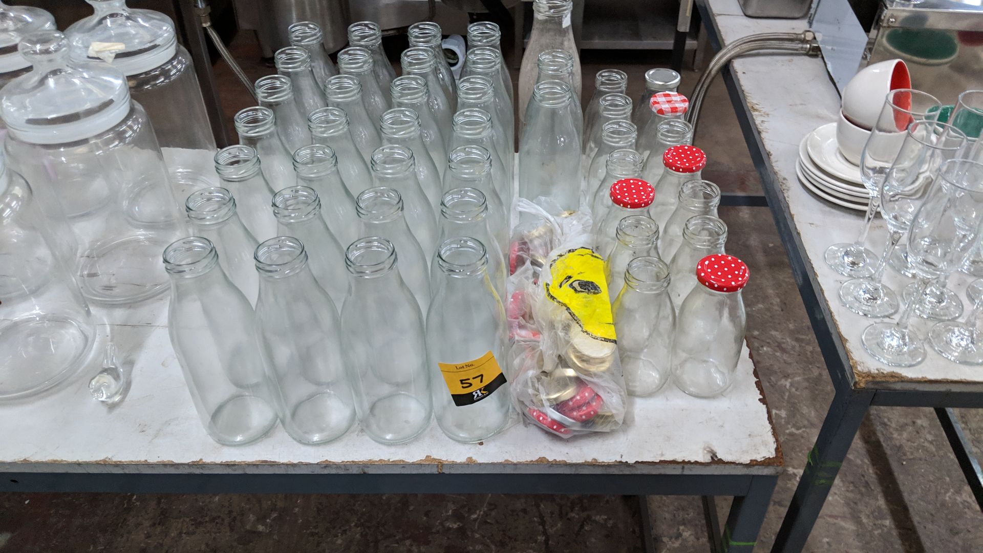 Quantity of assorted size glass bottles & lids IMPORTANT: Please remember goods successfully bid - Image 3 of 3