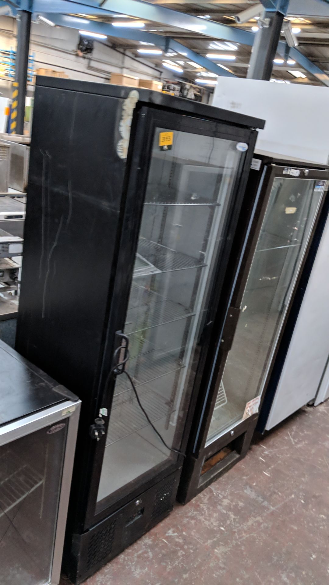 2 off tall clear door display fridges IMPORTANT: Please remember goods successfully bid upon must be - Image 4 of 7