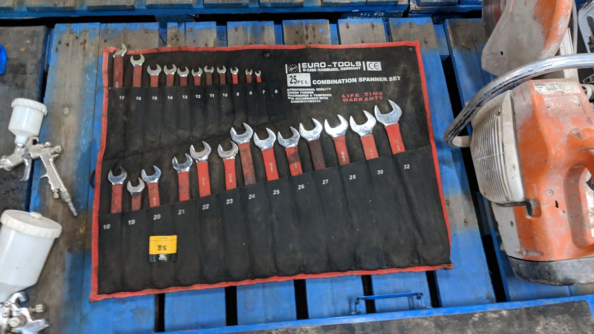 Euro-Tools 25 piece combination spanner set in roll up case - 1 spanner missing IMPORTANT: Please - Image 2 of 5
