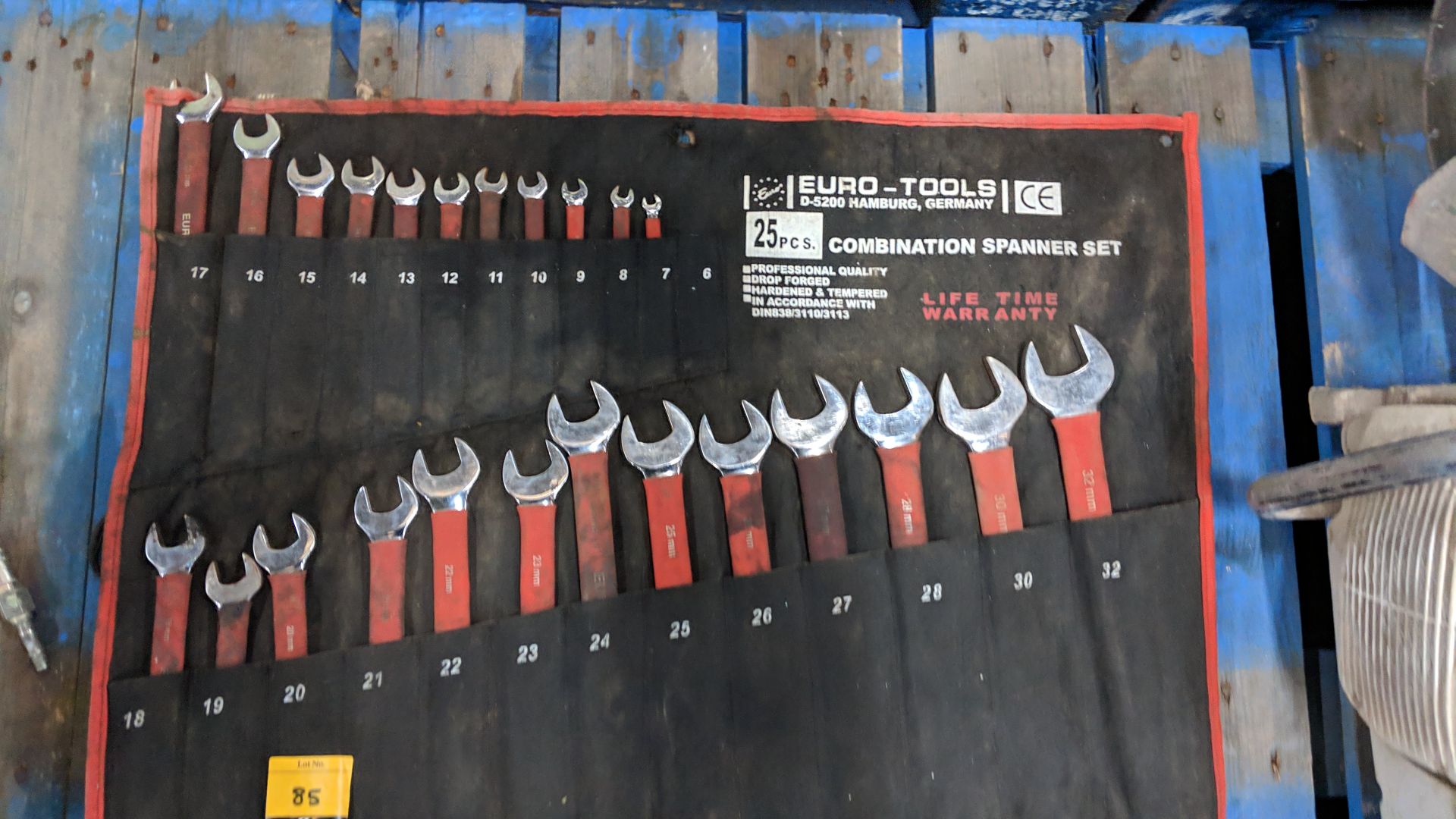 Euro-Tools 25 piece combination spanner set in roll up case - 1 spanner missing IMPORTANT: Please - Image 5 of 5