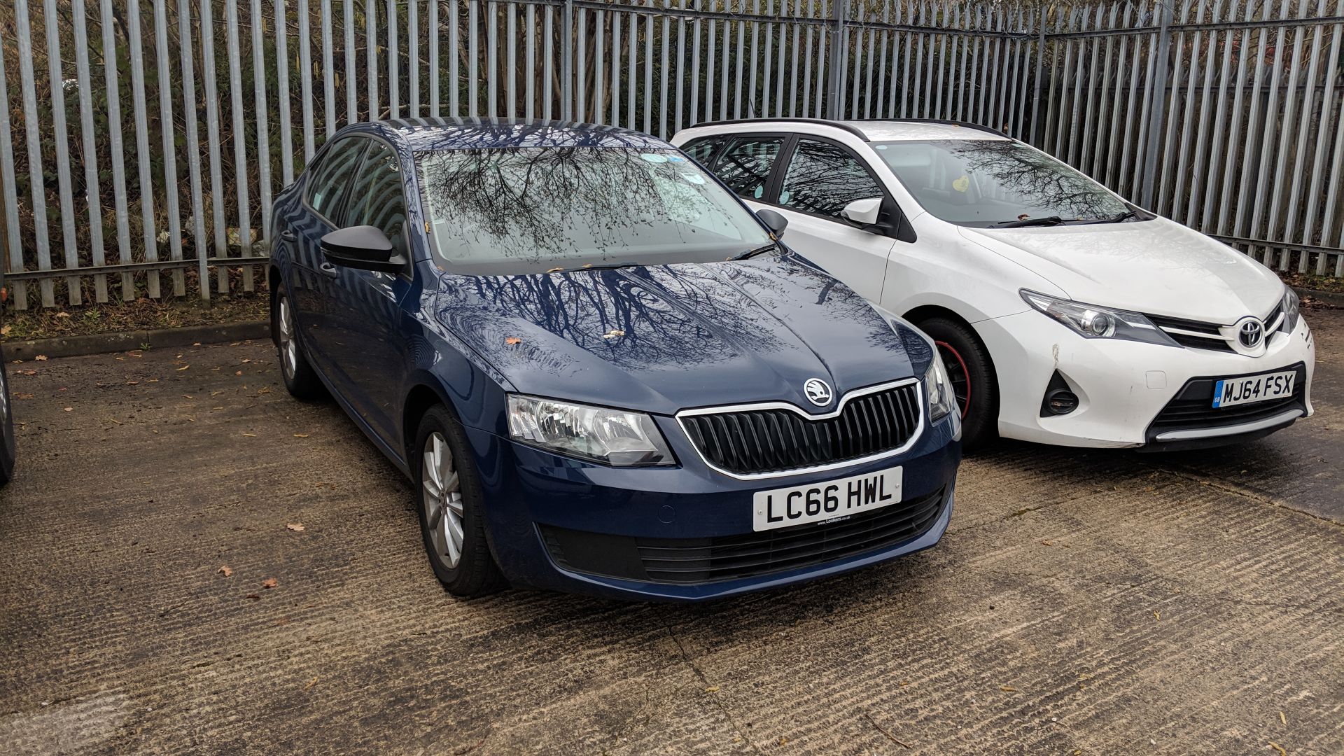 LC66 HWL Skoda Octavia S TDI S-A 1598cc diesel engine. Colour: Blue. First registered: 06.02.17. - Image 8 of 47