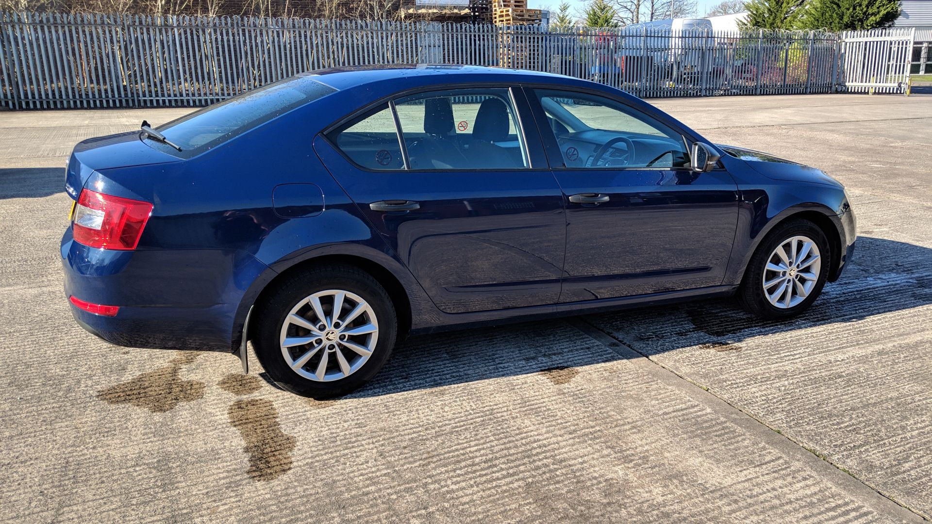 LC66 HWN Skoda Octavia S TDI S-A 1598cc diesel engine. Colour: Blue. First registered: 06.02.17. - Image 54 of 55