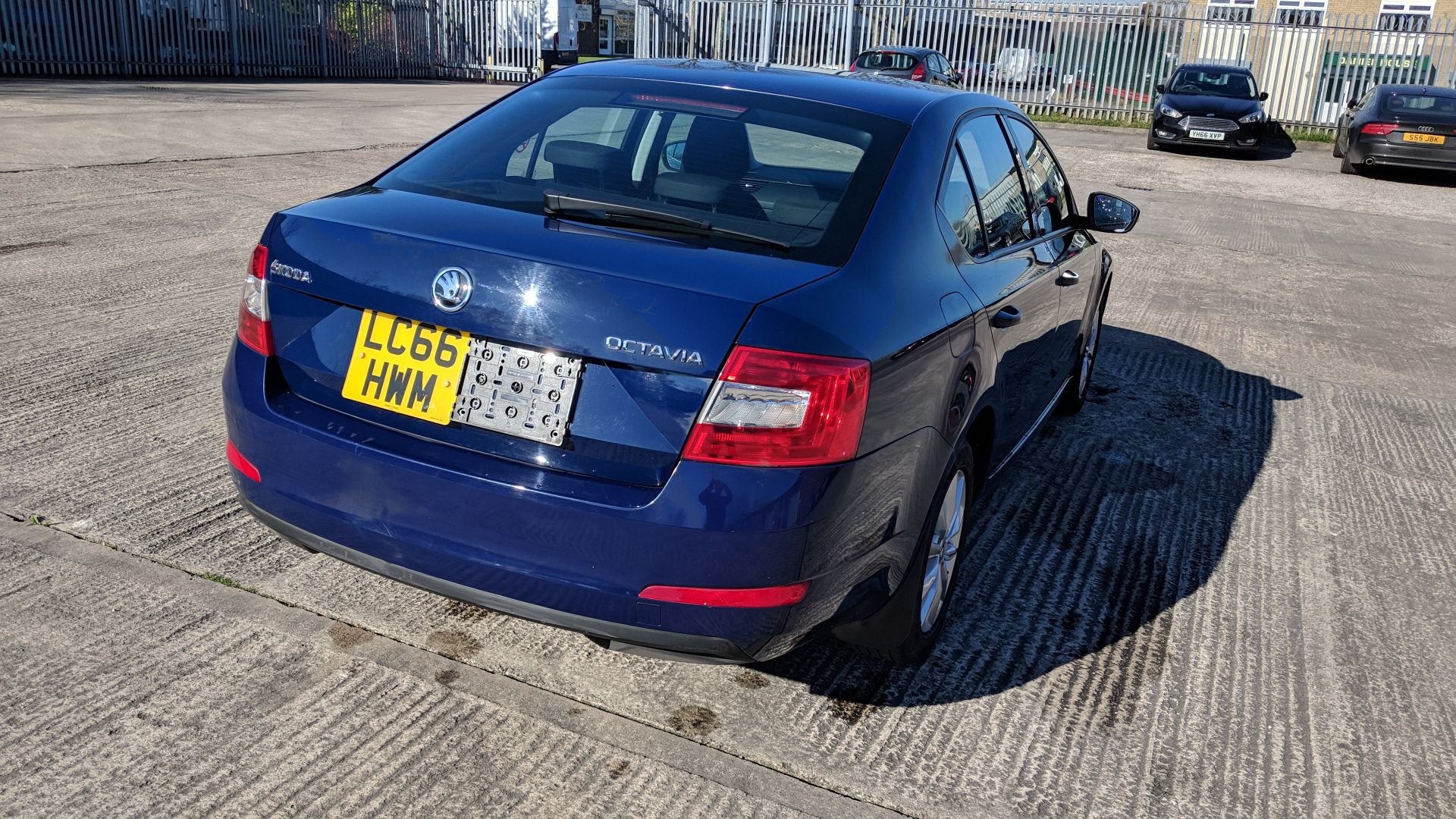 LC66 HWM Skoda Octavia S TDI S-A 1598cc diesel engine. Colour: Blue. First registered: 06.02.17. - Image 53 of 58