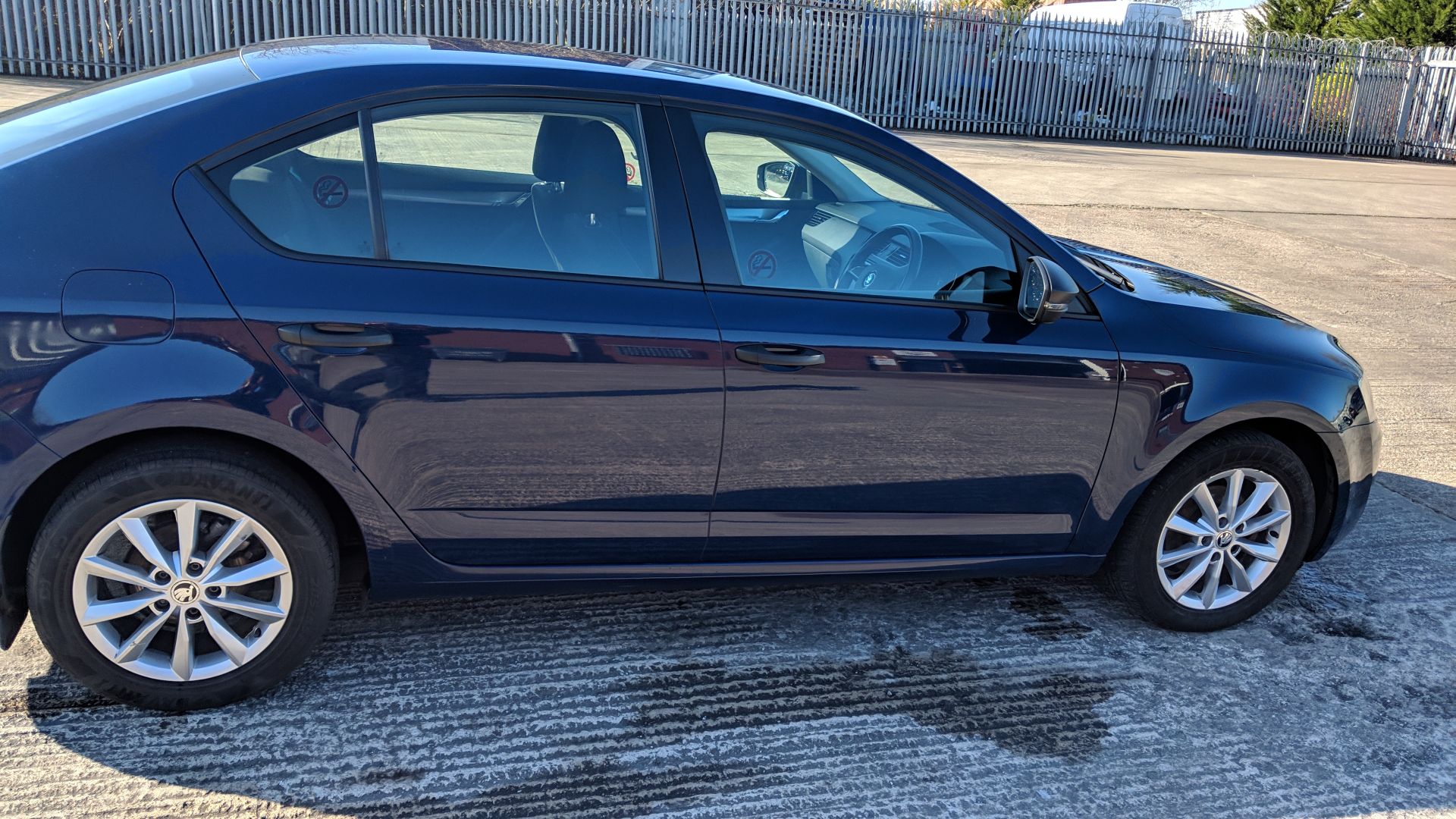 LC66 HWM Skoda Octavia S TDI S-A 1598cc diesel engine. Colour: Blue. First registered: 06.02.17. - Image 36 of 58