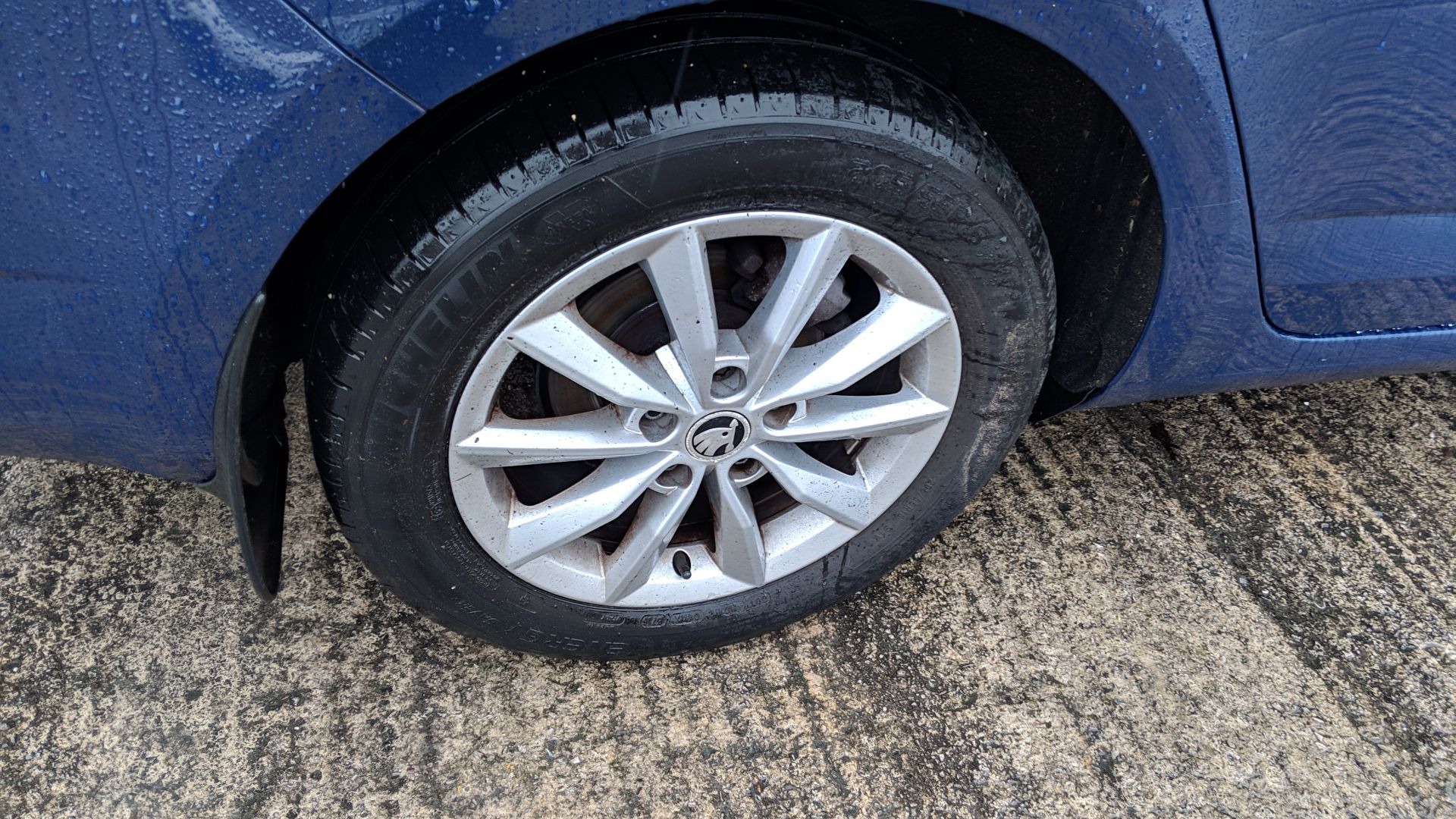 LC66 HWL Skoda Octavia S TDI S-A 1598cc diesel engine. Colour: Blue. First registered: 06.02.17. - Image 40 of 47