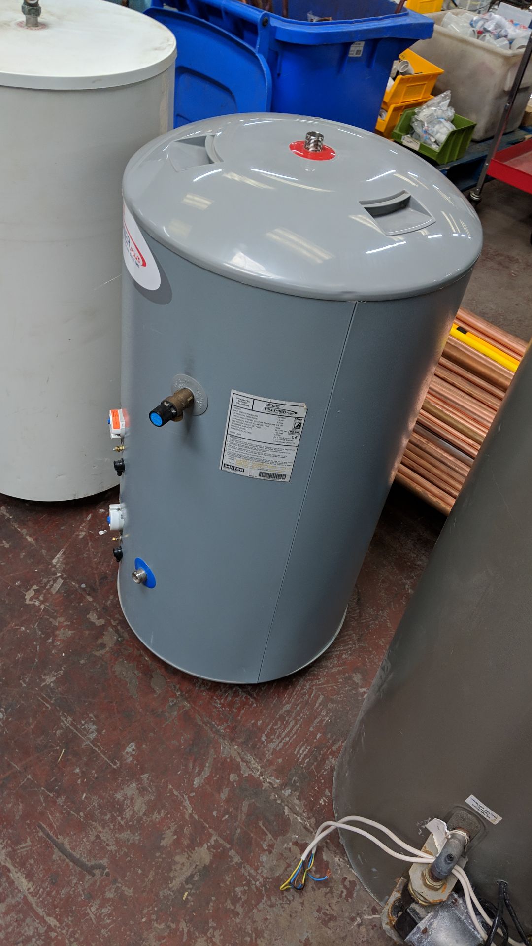 Boilermate II model FE/20L plus 2 off smaller hot water tanks - Image 9 of 18