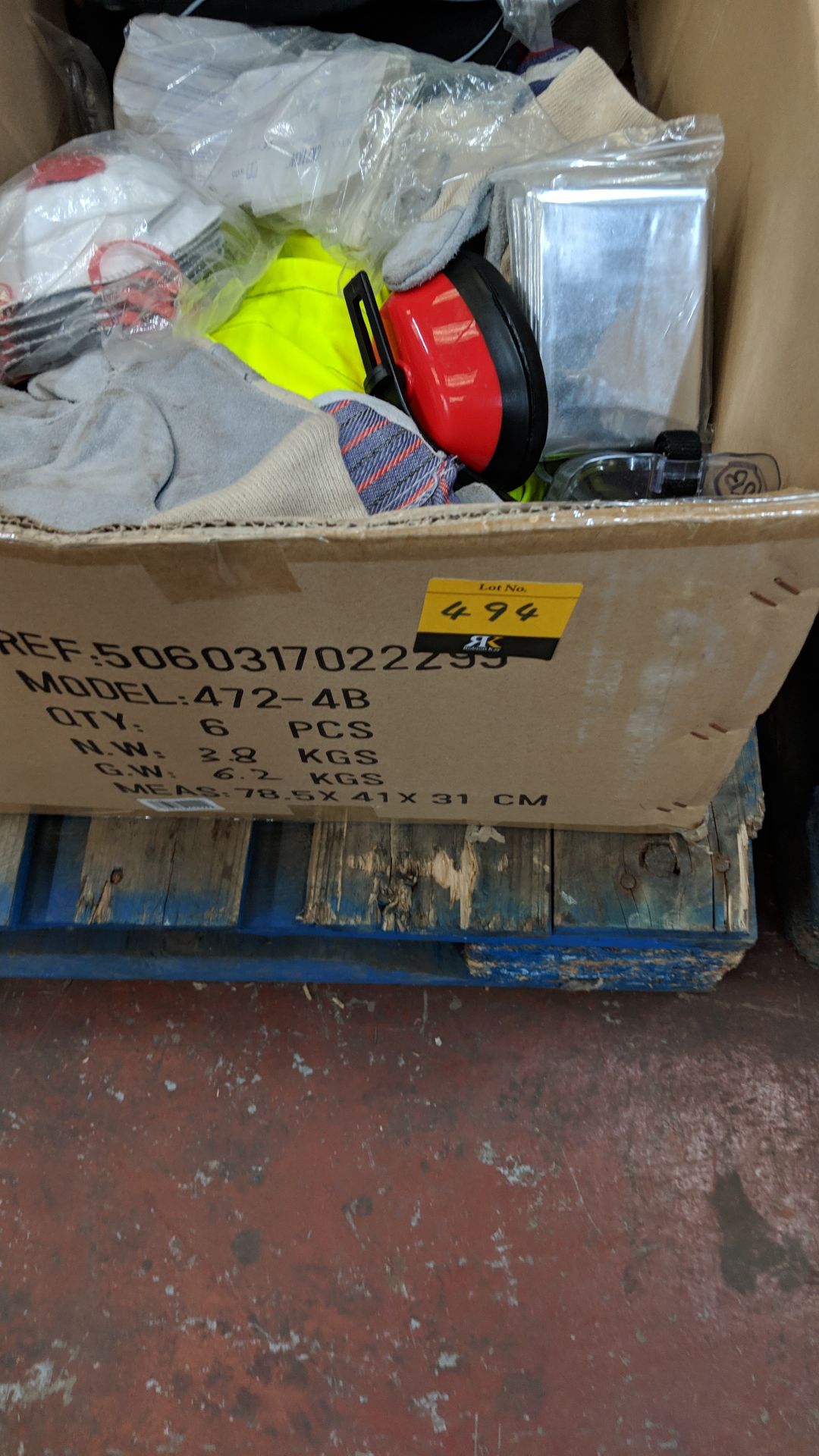 Box of assorted PPE equipment including hard hats, gloves, respiratory items, hard caps & more - Image 6 of 6