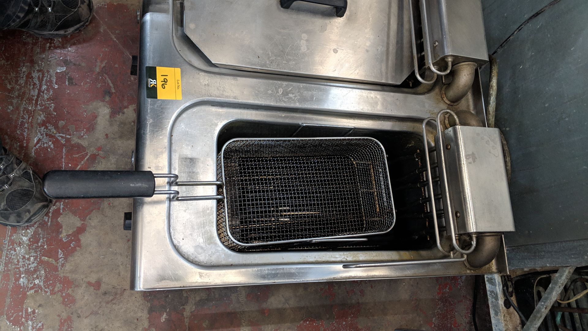 Hobart stainless steel benchtop twin deep fat fryer IMPORTANT: Please remember goods successfully - Image 4 of 4