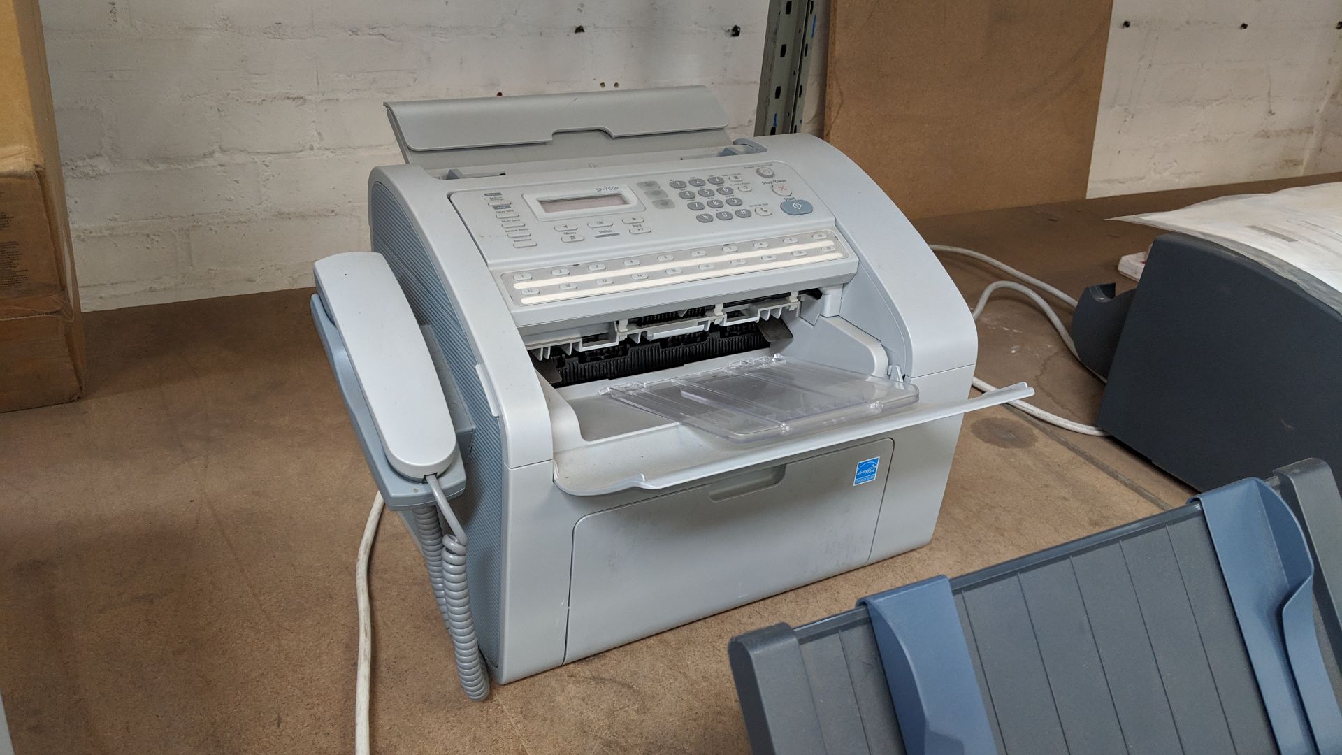 Mixed lot comprising Epson dot matrix printer model FX890A and Samsung fax machine This is one of - Image 5 of 5