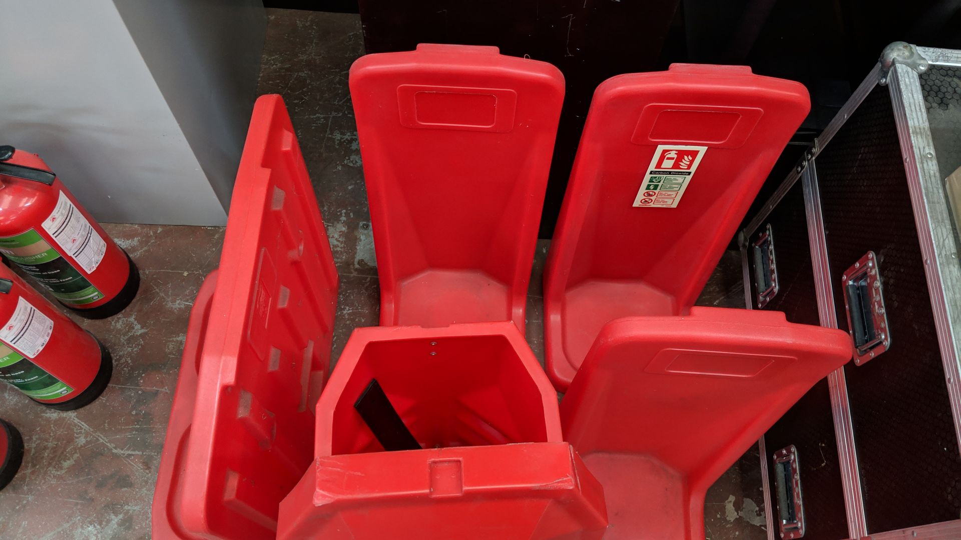 5 off assorted plastic fire extinguisher "stations" This lot is one of a number being sold on behalf - Image 4 of 4