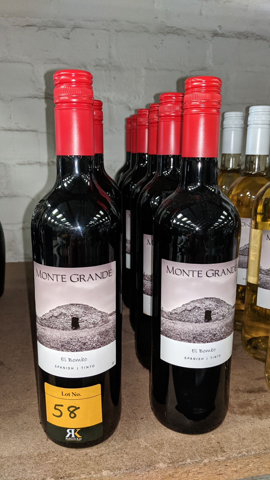 11 off 750ml bottles of El Bombo Monte Grande Spanish Tempranillo red wine sold under AWRS number - Image 2 of 2