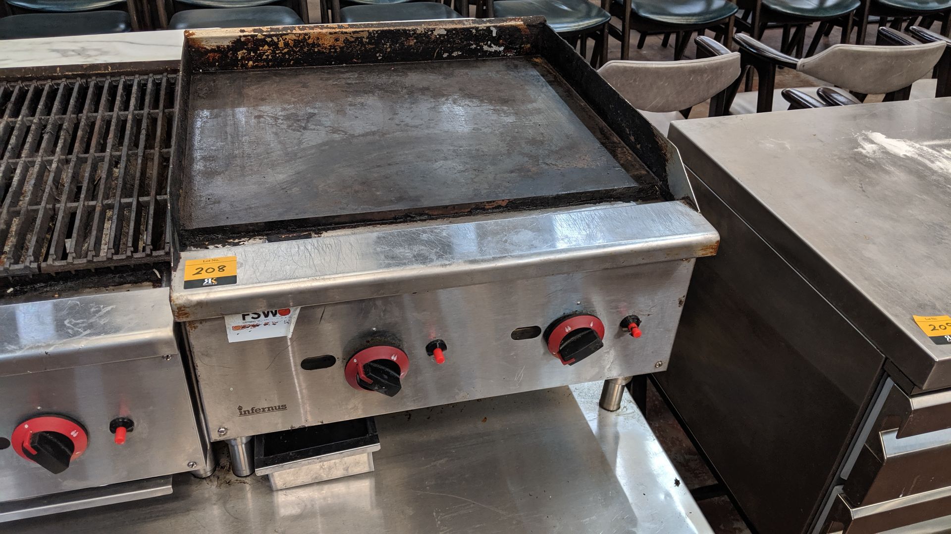 Infernus stainless steel plancha/griddle unit IMPORTANT: Please remember goods successfully bid upon - Image 2 of 4