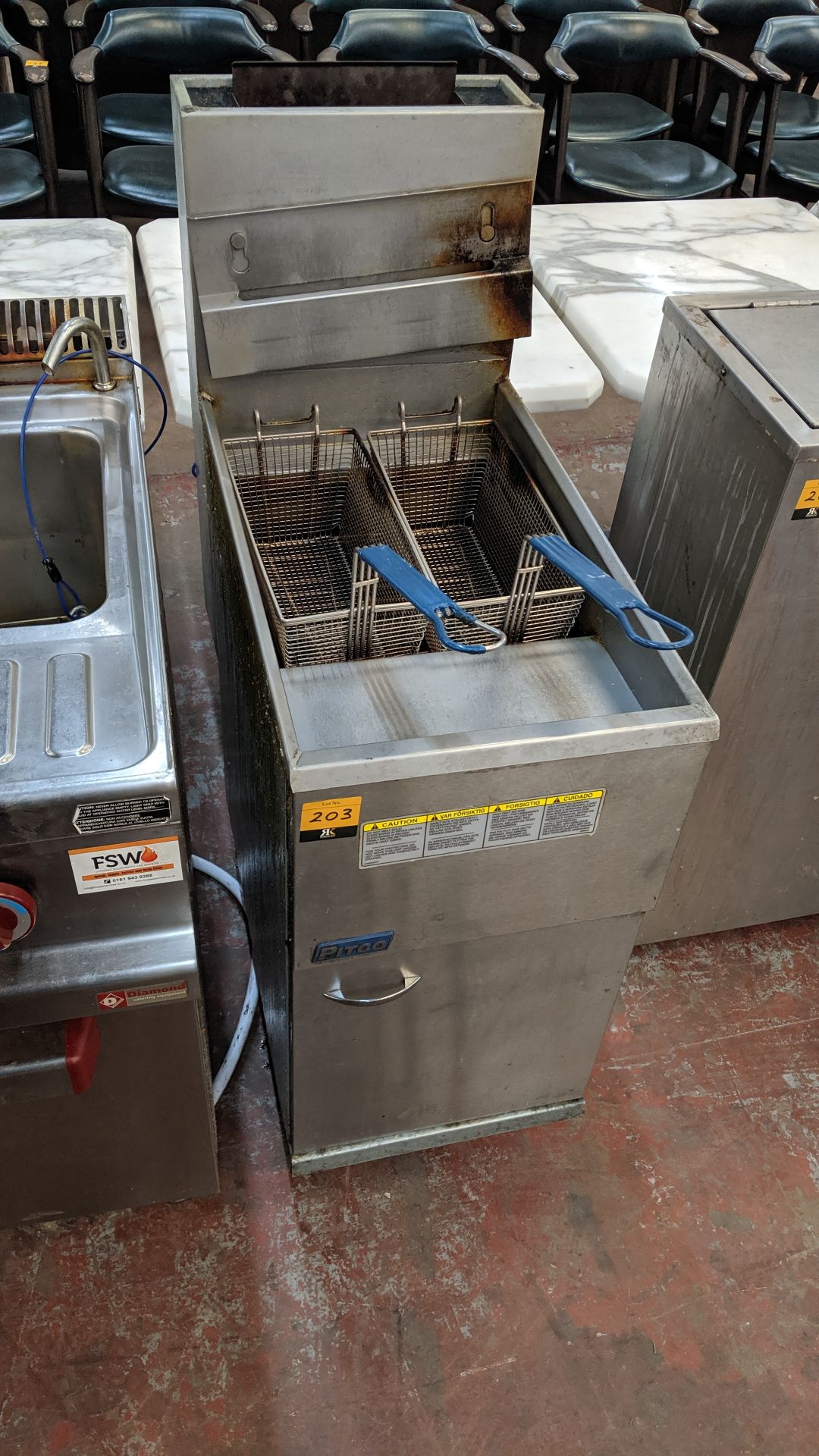 Pitco stainless steel floorstanding twin deep fat fryer, model 35c+ IMPORTANT: Please remember goods