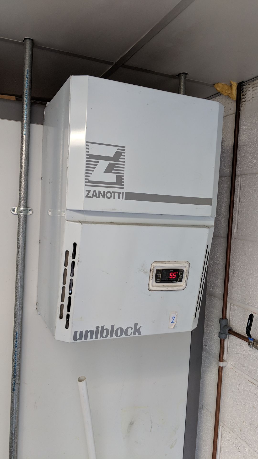 Walk-in cold room, including Uniblock Zanotti control panel/cooler. The pictures of the cold store - Image 18 of 18