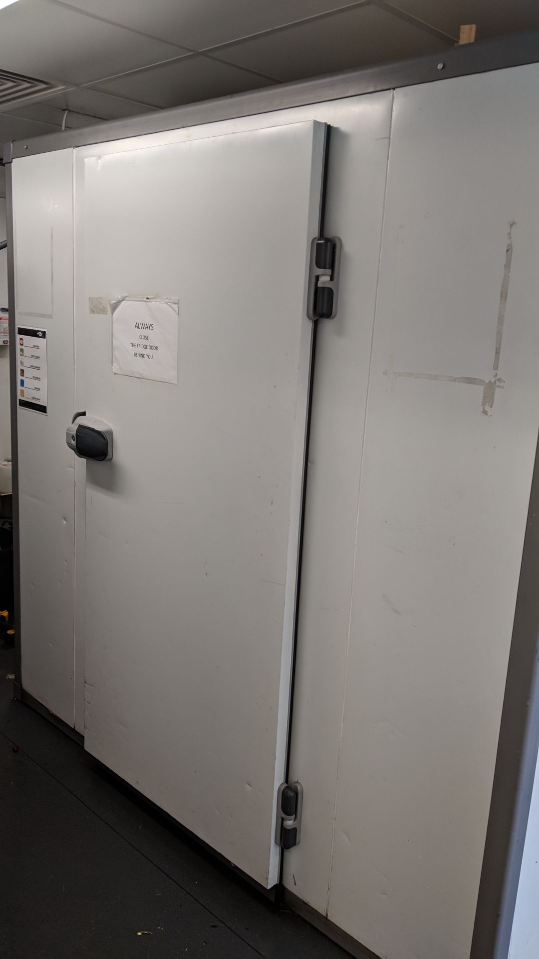 Walk-in cold room, including Uniblock Zanotti control panel/cooler. The pictures of the cold store - Image 9 of 18