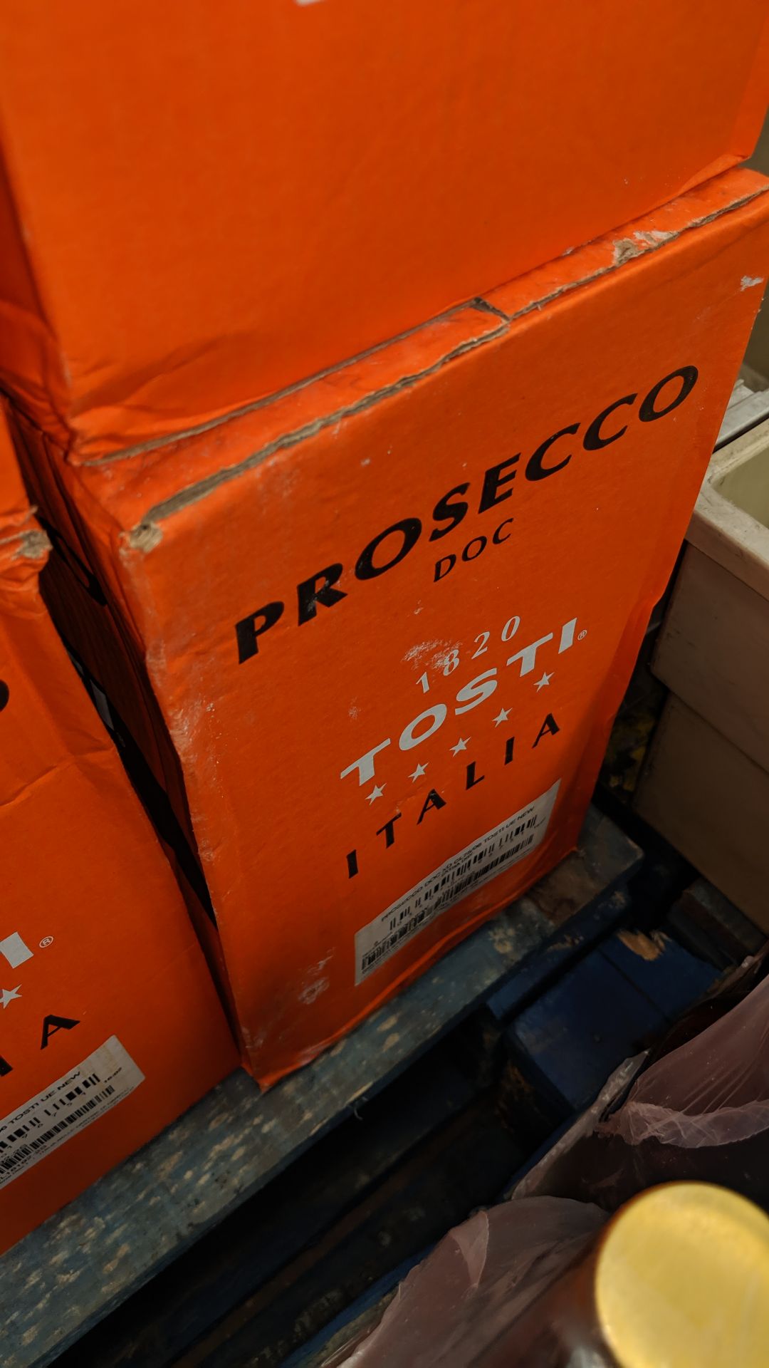 Case of Tosti Prosecco sold under AWRS number XQAW00000101017 - this lot consists of 6 x 75cl - Image 2 of 2