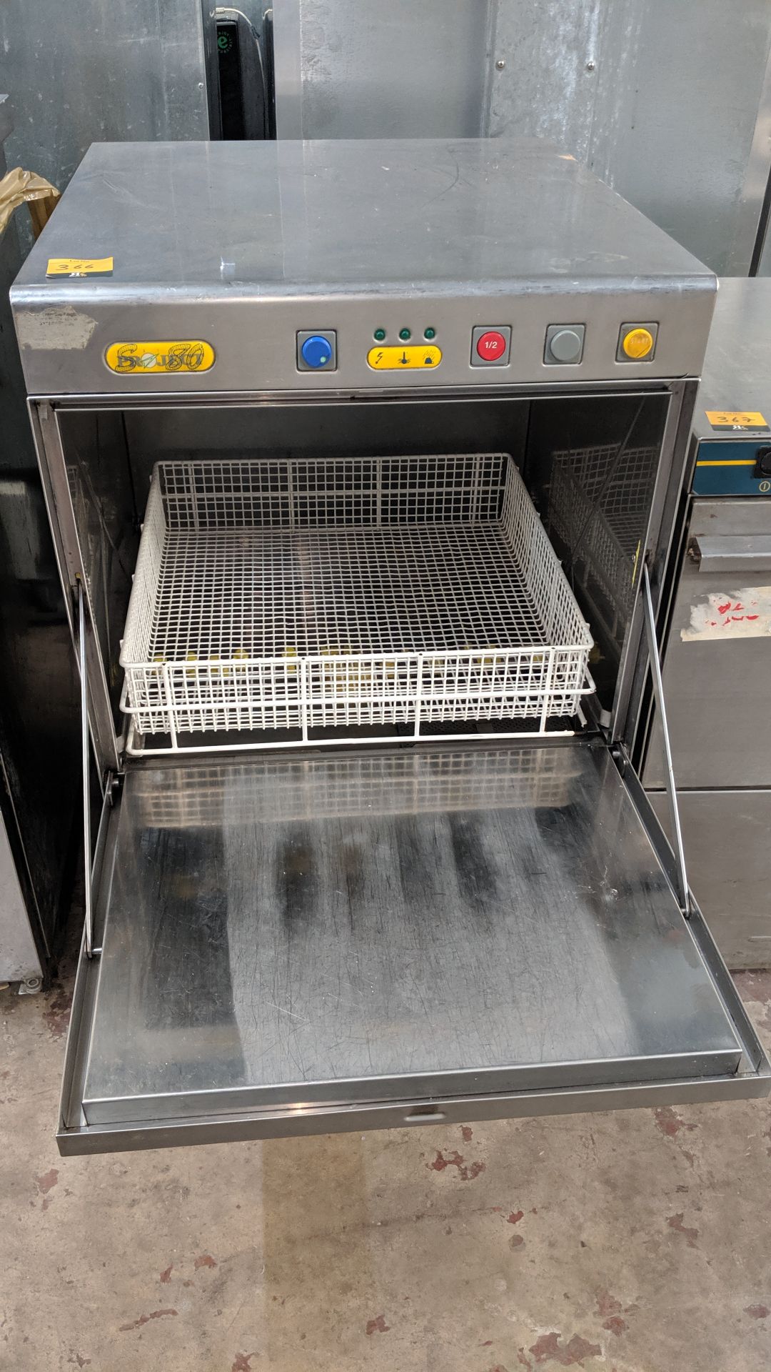Project S80 stainless steel glass washer IMPORTANT: Please remember goods successfully bid upon must - Image 3 of 4