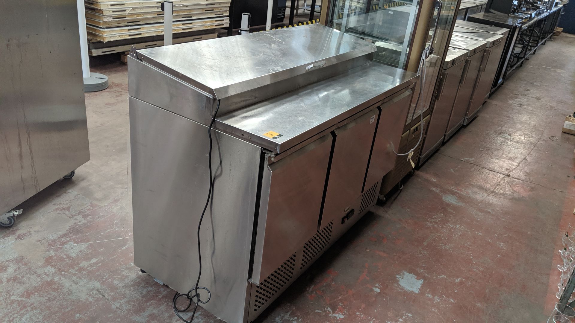 Interlevin stainless steel refrigerated triple door prep counter with hinged lid access salad - Image 6 of 7