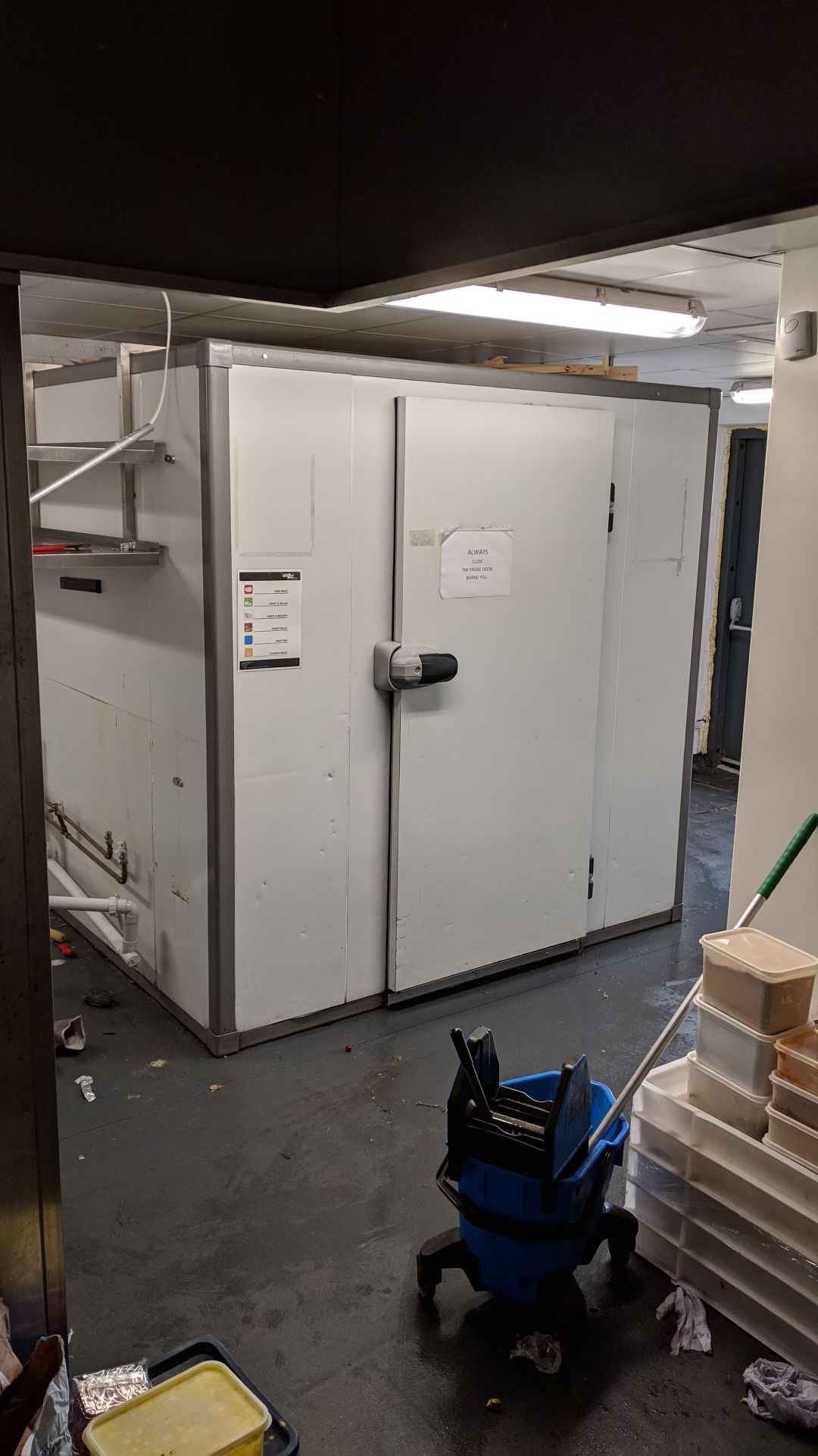 Walk-in cold room, including Uniblock Zanotti control panel/cooler. The pictures of the cold store - Image 12 of 18