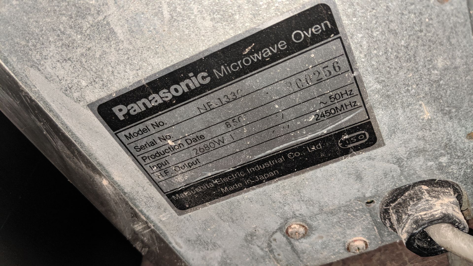 Panasonic 1330 stainless steel large commercial microwave IMPORTANT: Please remember goods - Image 4 of 4