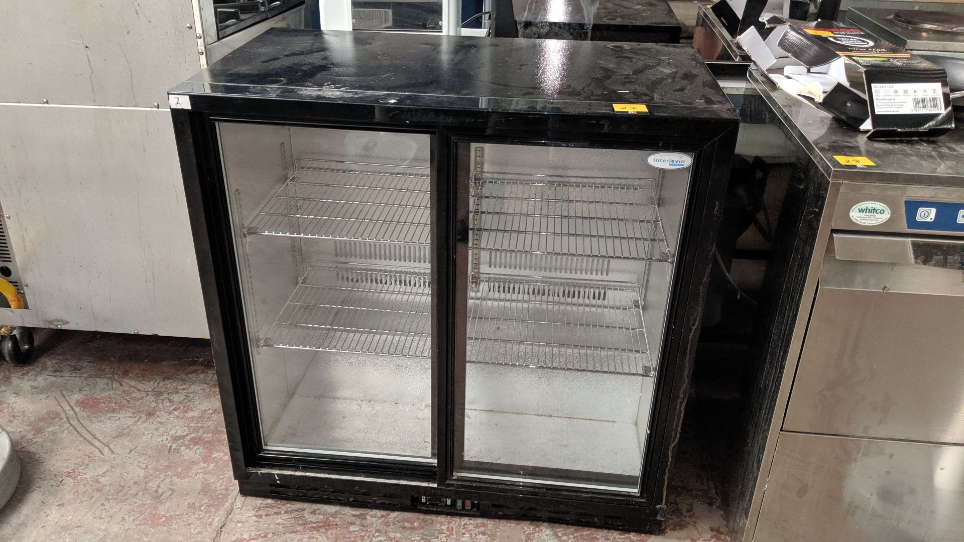 Interlevin PD20S black twin clear sliding door under counter back bar/bottle fridge IMPORTANT: - Image 3 of 6