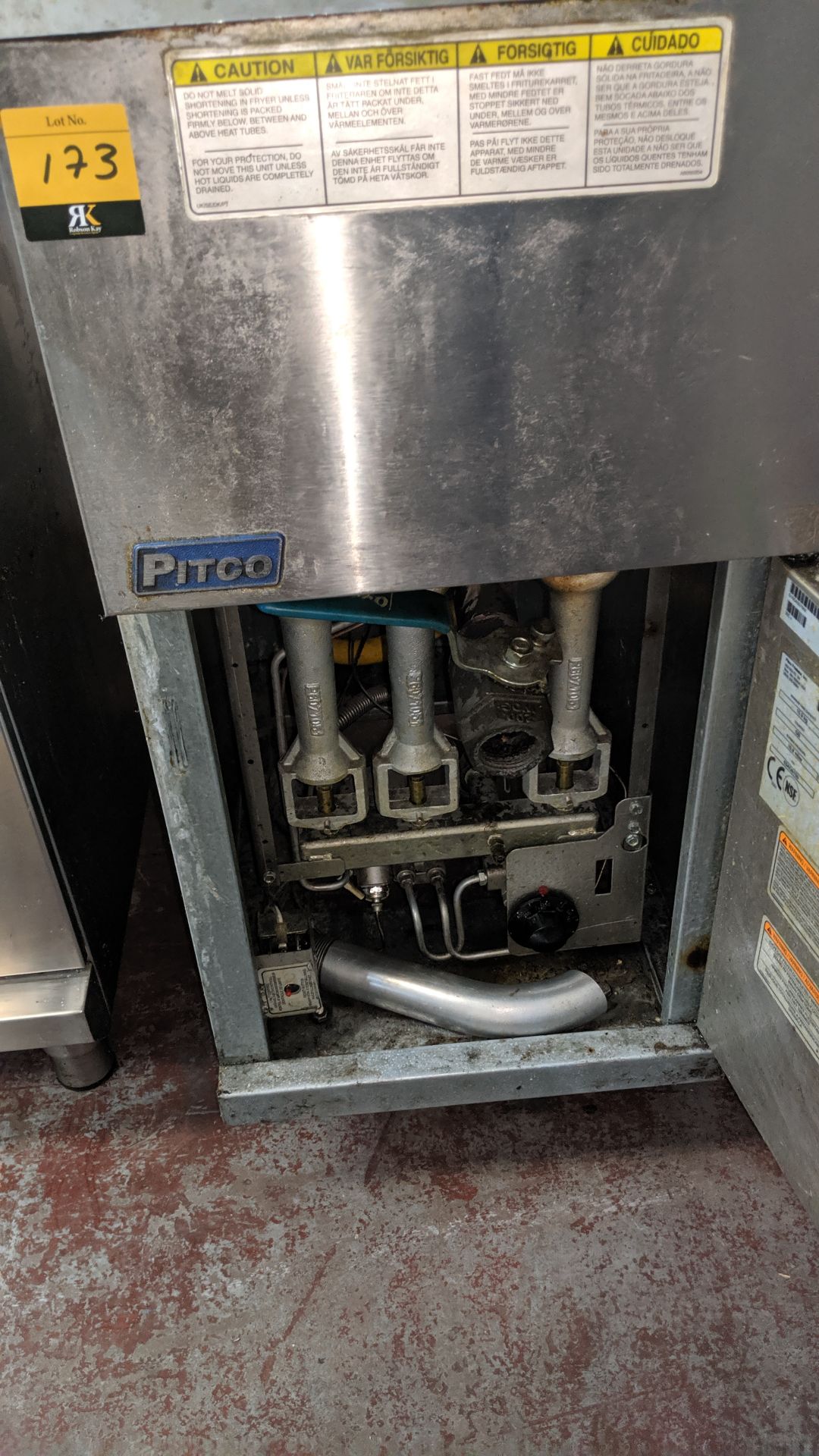 Pitco stainless steel floorstanding twin deep fat fryer, model 35c+ IMPORTANT: Please remember goods - Image 5 of 6