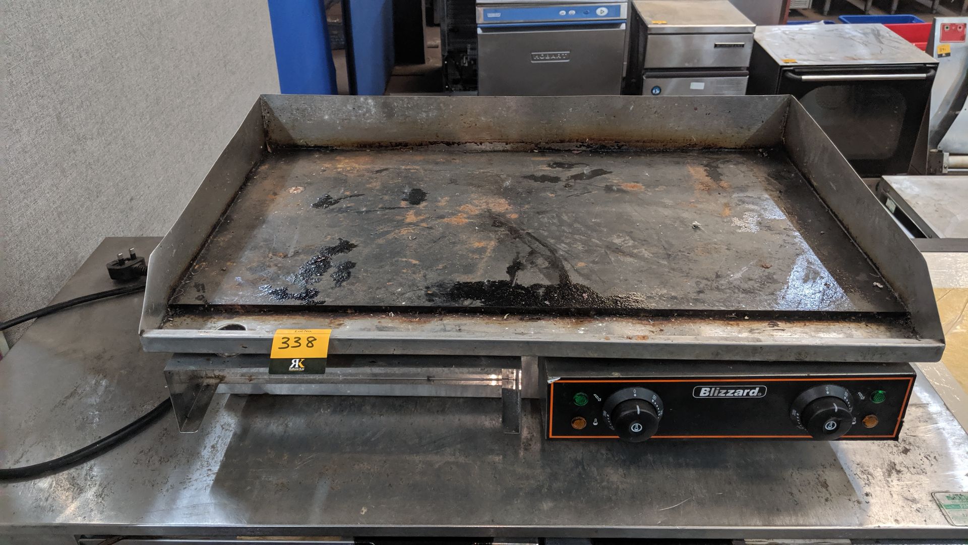 Blizzard benchtop plancha/griddle unit IMPORTANT: Please remember goods successfully bid upon must - Image 2 of 4