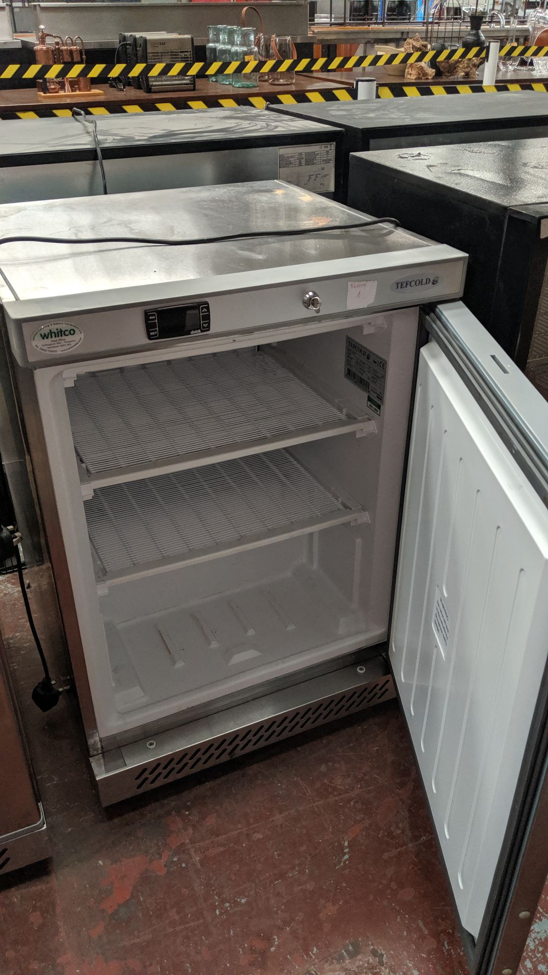 Tefcold silver under counter freezer model UF200S IMPORTANT: Please remember goods successfully - Image 3 of 5