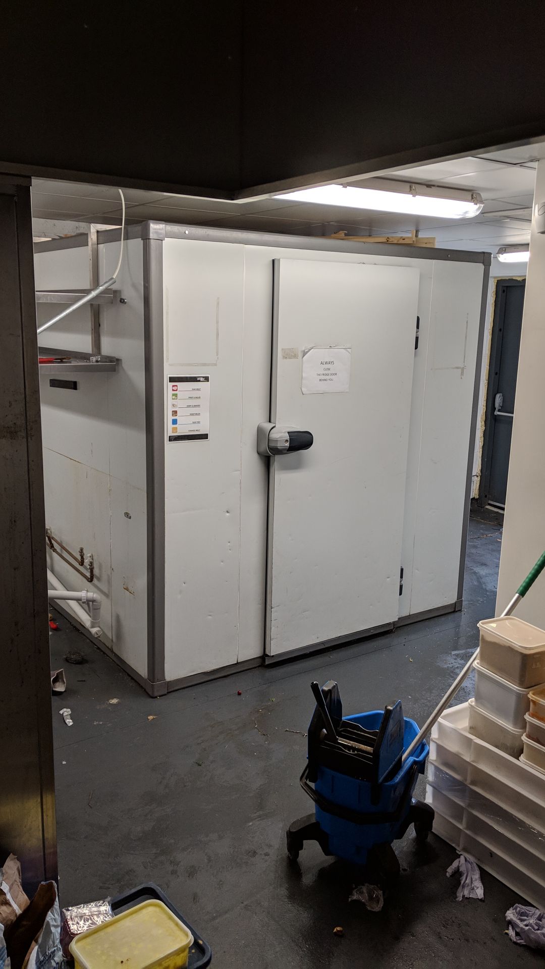 Walk-in cold room, including Uniblock Zanotti control panel/cooler. The pictures of the cold store - Image 11 of 18