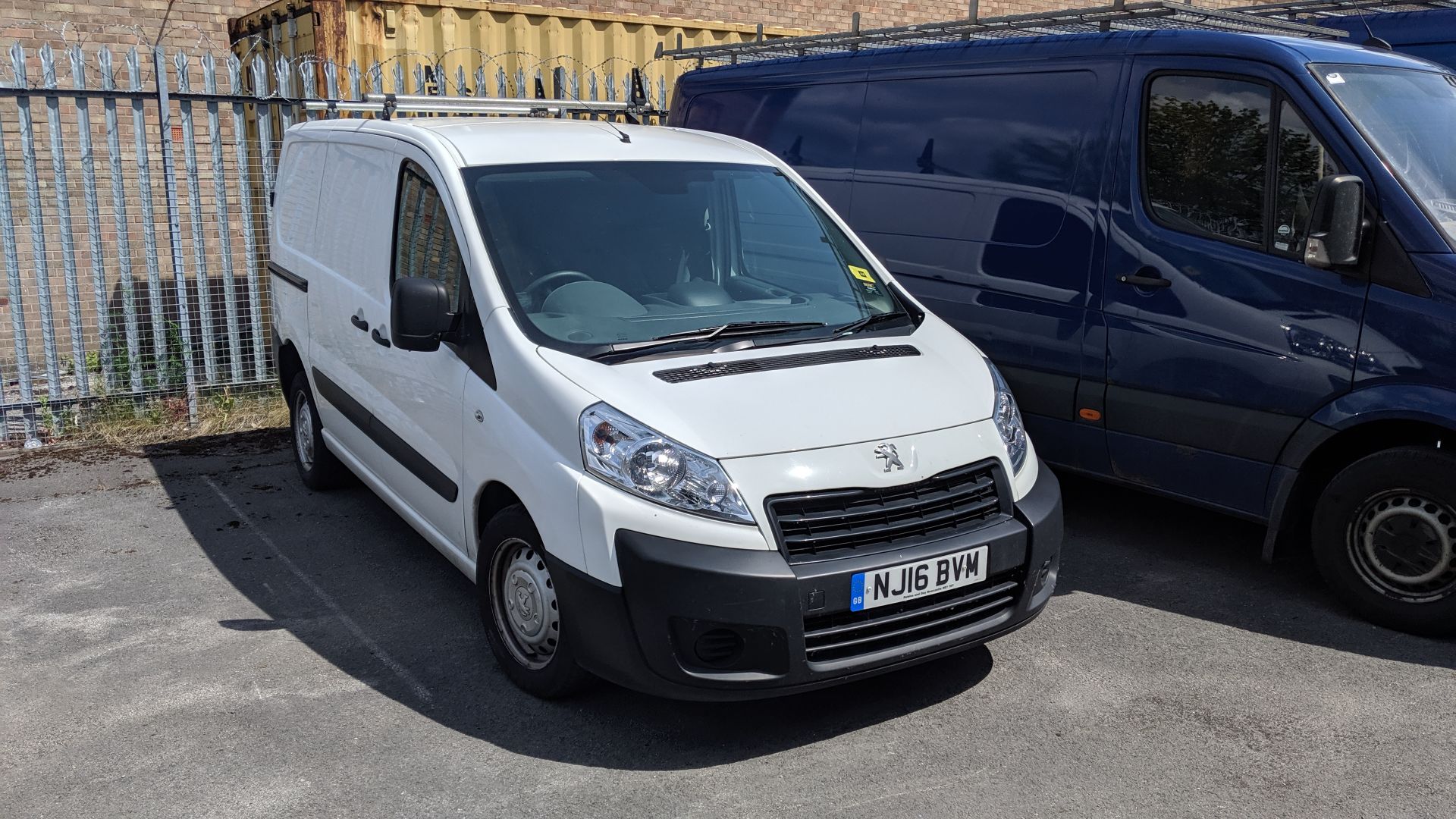 NJ16 BVM Peugeot Expert 1000 L1H1 Professional HDI panel van, 1560cc diesel engine. Colour: White. - Image 2 of 21