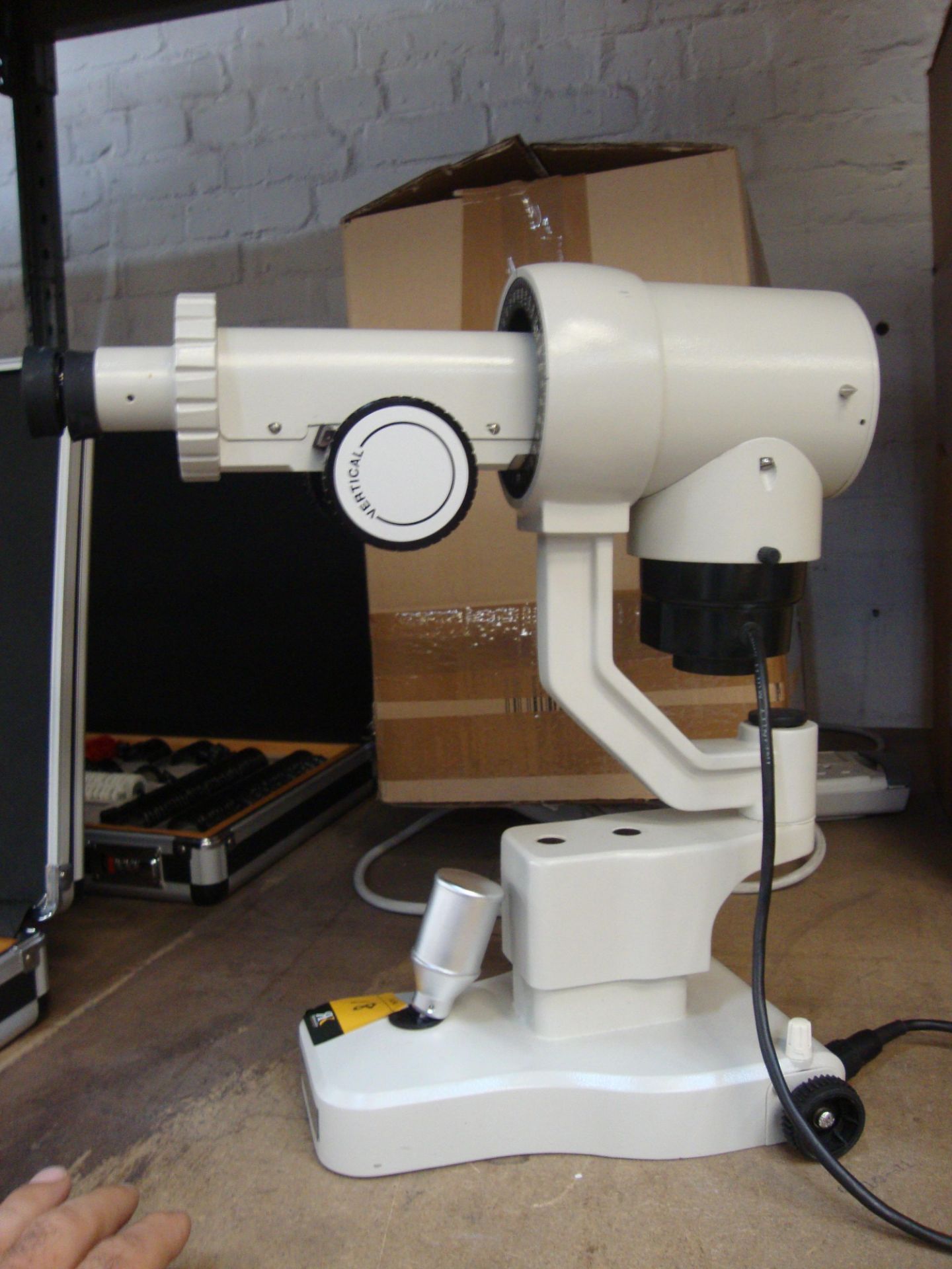 Keratometer reference AAKM-01 All the lots in this auction are being sold on behalf of Galaxy - Image 2 of 4