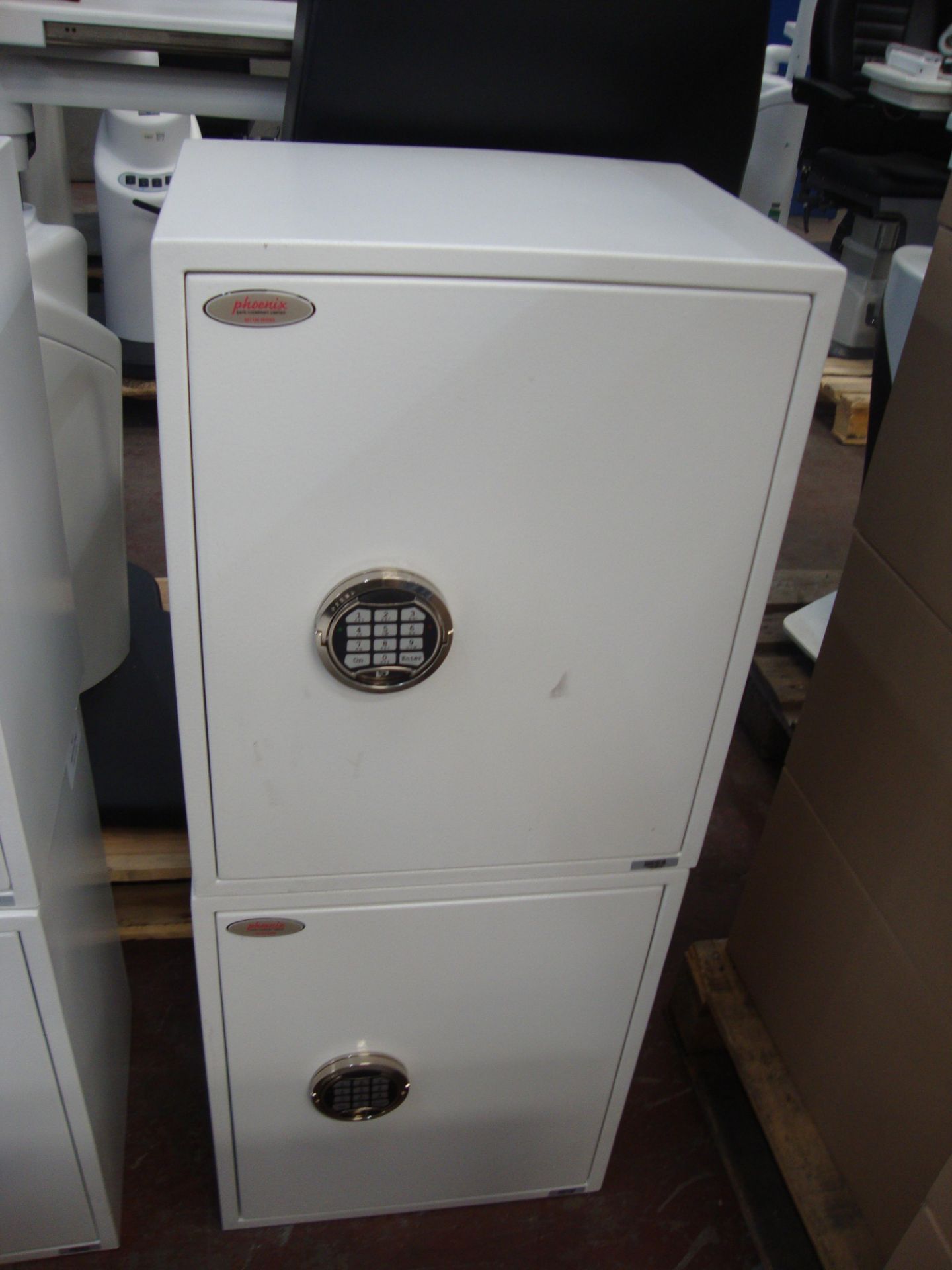 3 off Phoenix safes - the safes are mostly locked and we have no keys or code numbers All the lots - Image 3 of 3