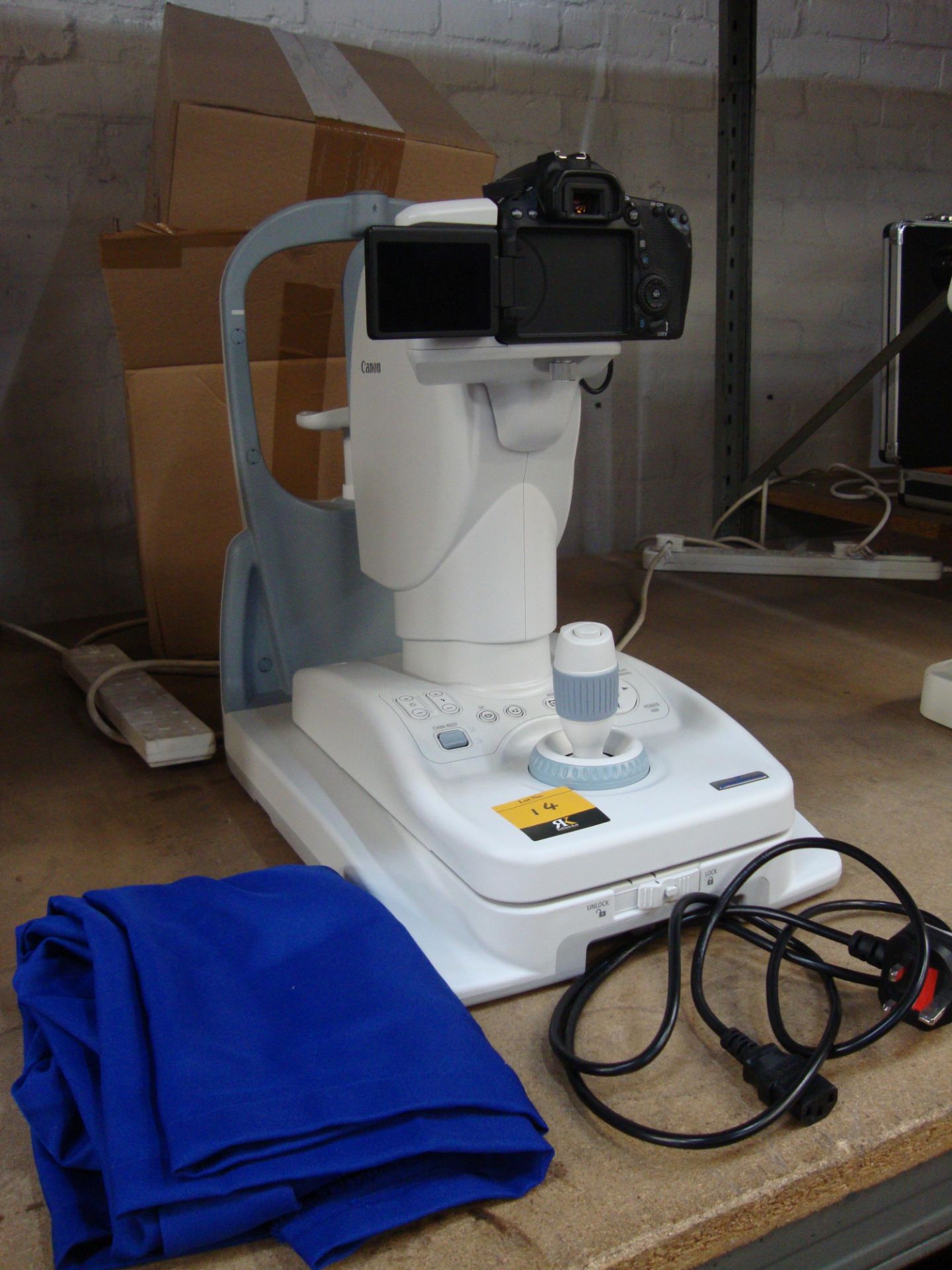 Canon CR-2AF digital retinal (Fundus) camera incorporating Canon EOS camera body All the lots in