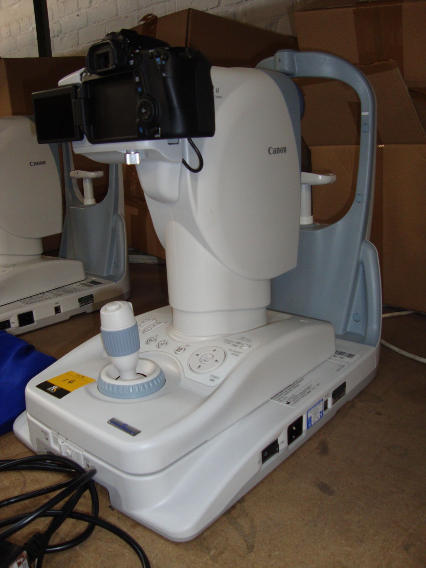 Canon CR-2AF digital retinal (Fundus) camera incorporating Canon EOS camera body All the lots in - Image 3 of 4