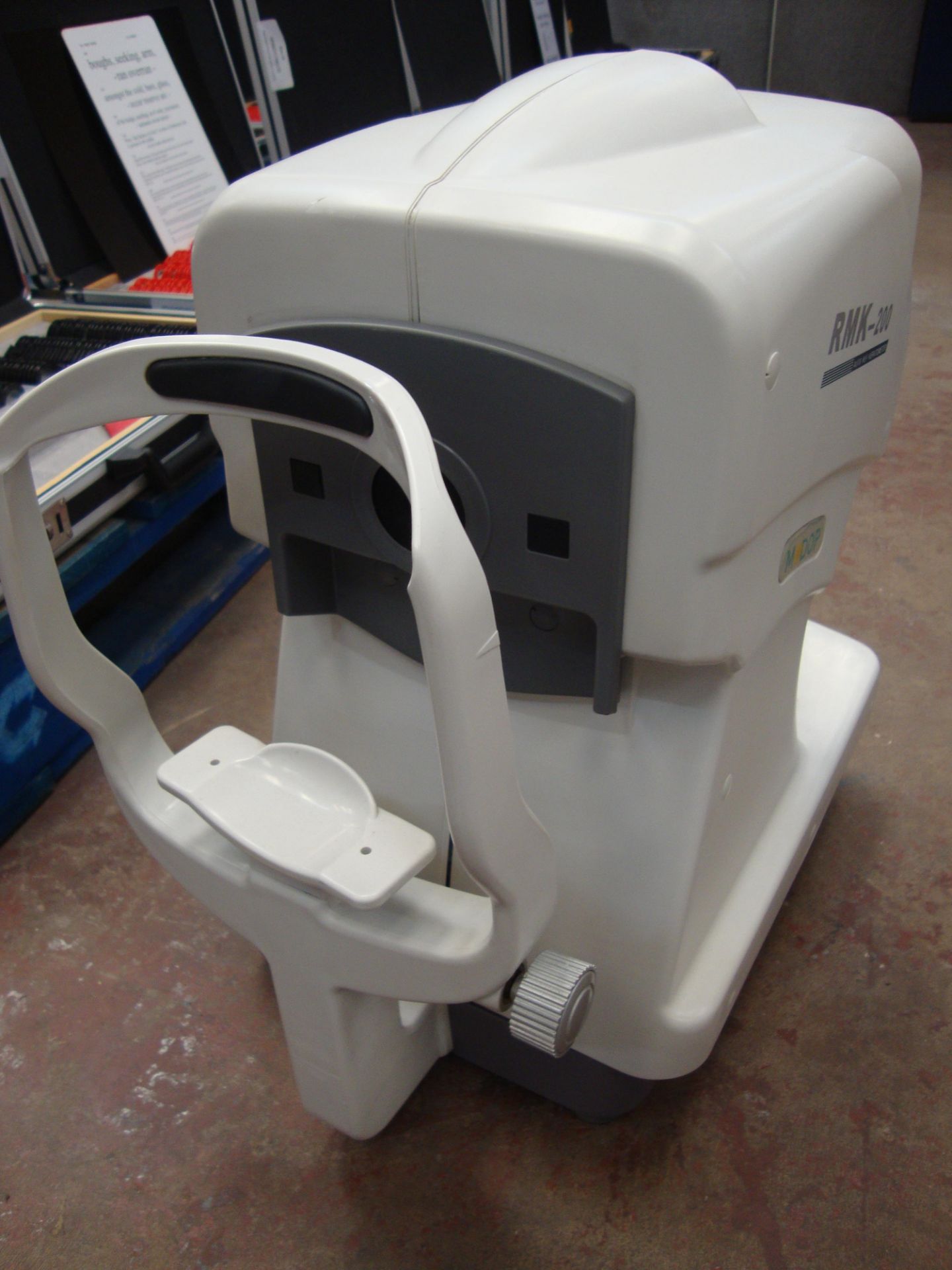 M DOP model RMK-200 autoref keratometer All the lots in this auction are being sold on behalf of - Image 5 of 5