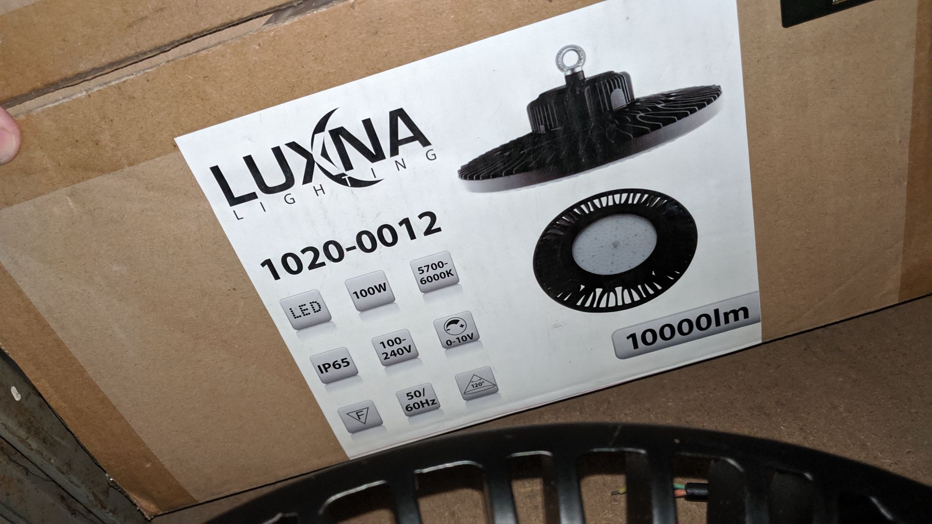 Luxna model 1020-0012 LED IP65 100w lamp IMPORTANT: Please remember goods successfully bid upon must - Image 3 of 3