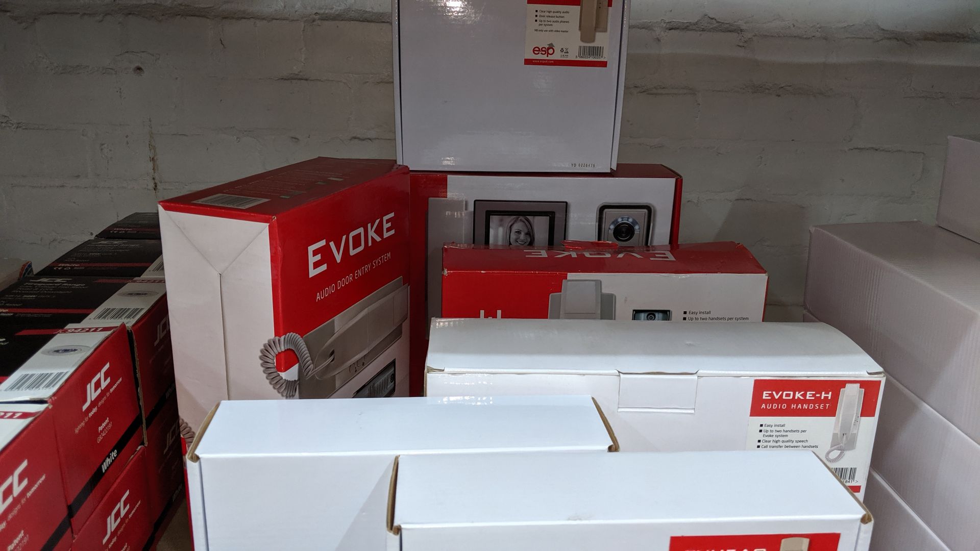 Quantity of Evoke door entry equipment comprising 1 off video door entry system, 2 off audio door - Image 3 of 5