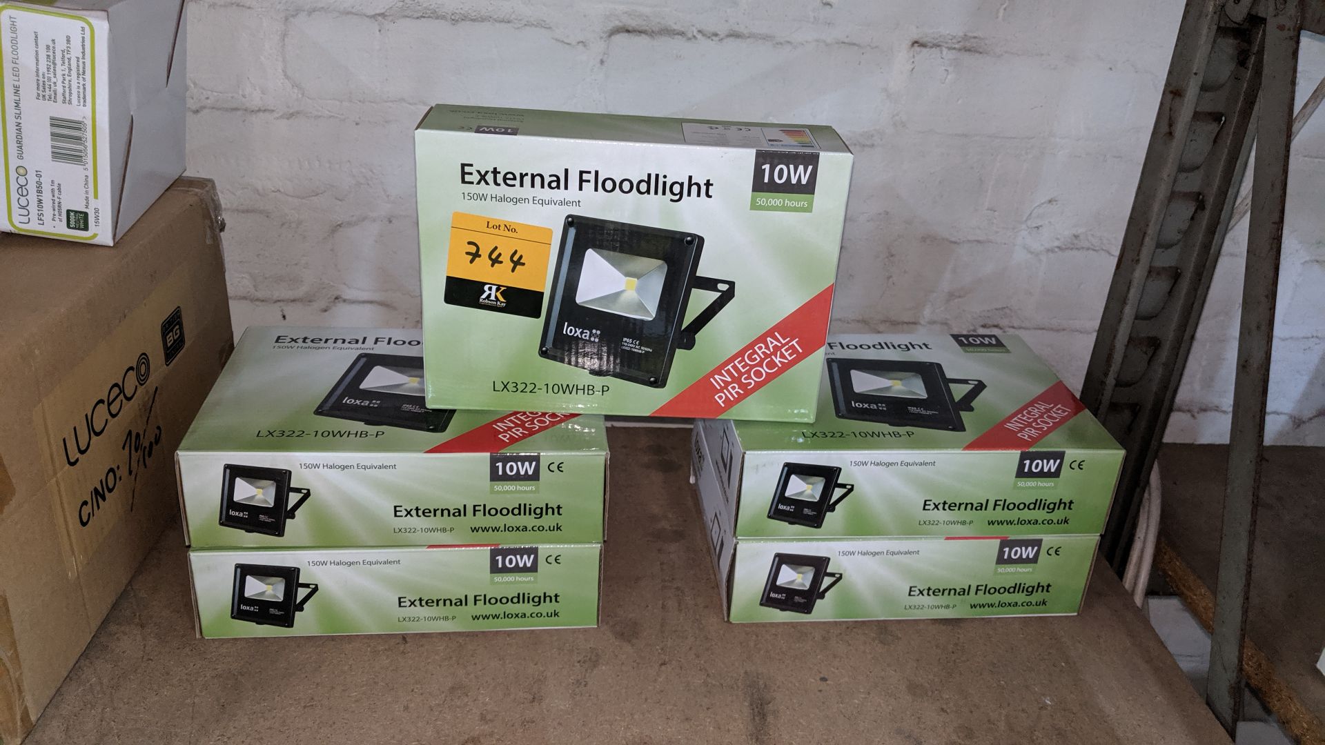 5 off 10w, 150w halogen equivalent, external floodlights IMPORTANT: Please remember goods - Image 2 of 2