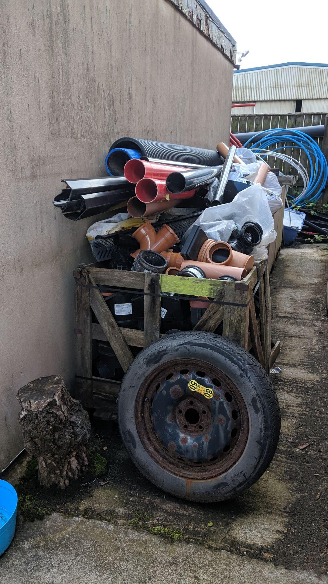 Complete contents of the yard (excluding the two dust extractors and the panels of building cladding - Image 46 of 65